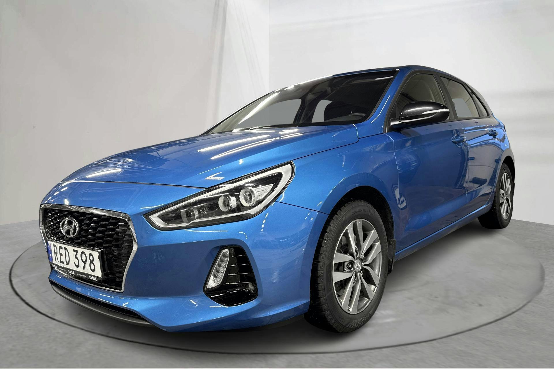 Presentation photo 1 of 14: Hyundai i30 1.0 T-GDi 5dr (120hk) - 165 200 km - Manual - Light Blue - 2018