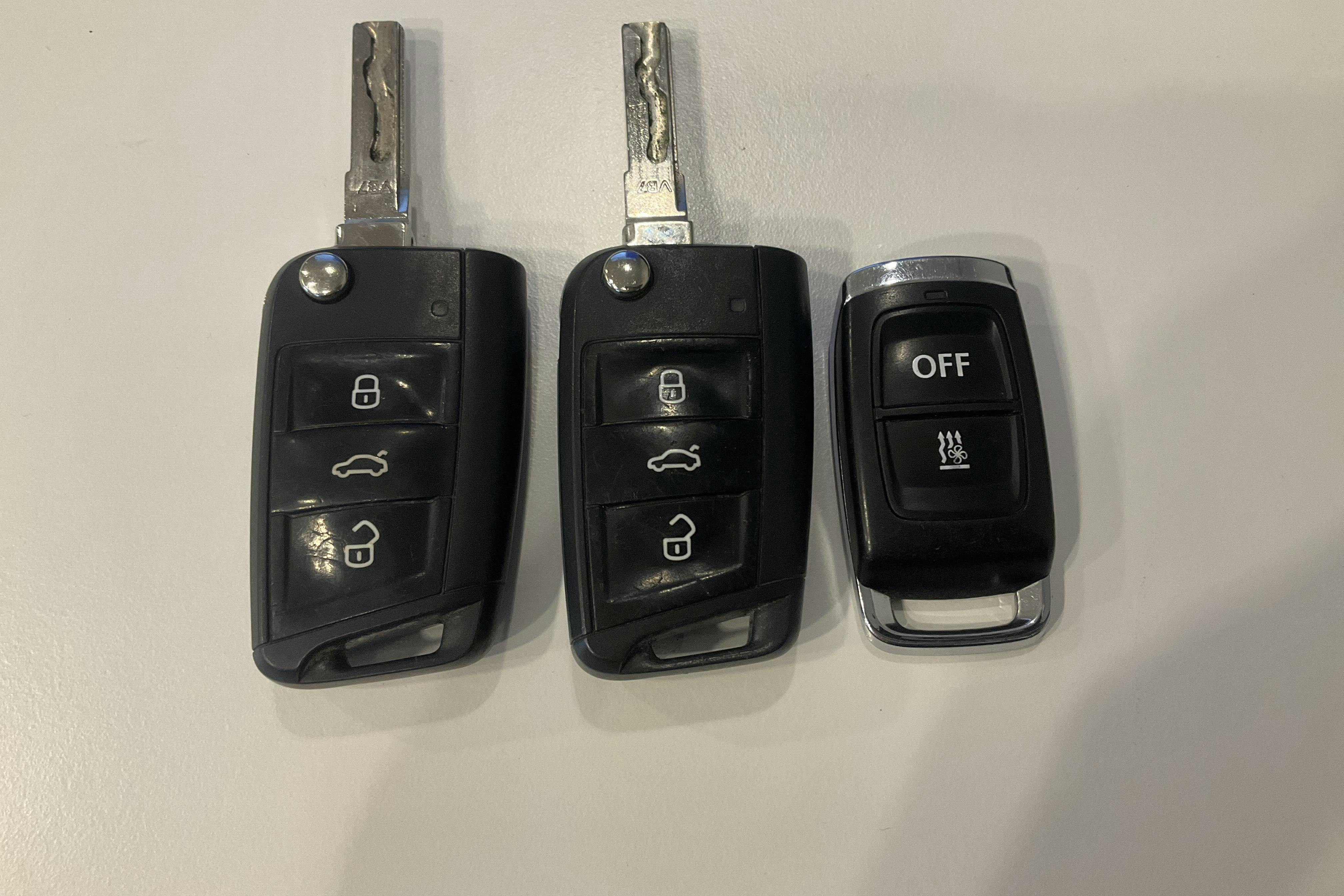 Presentation photo 17 of 17: VW Golf VII 1.4 TGI 5dr (110hk) - 107 670 km - Manual - white - 2018