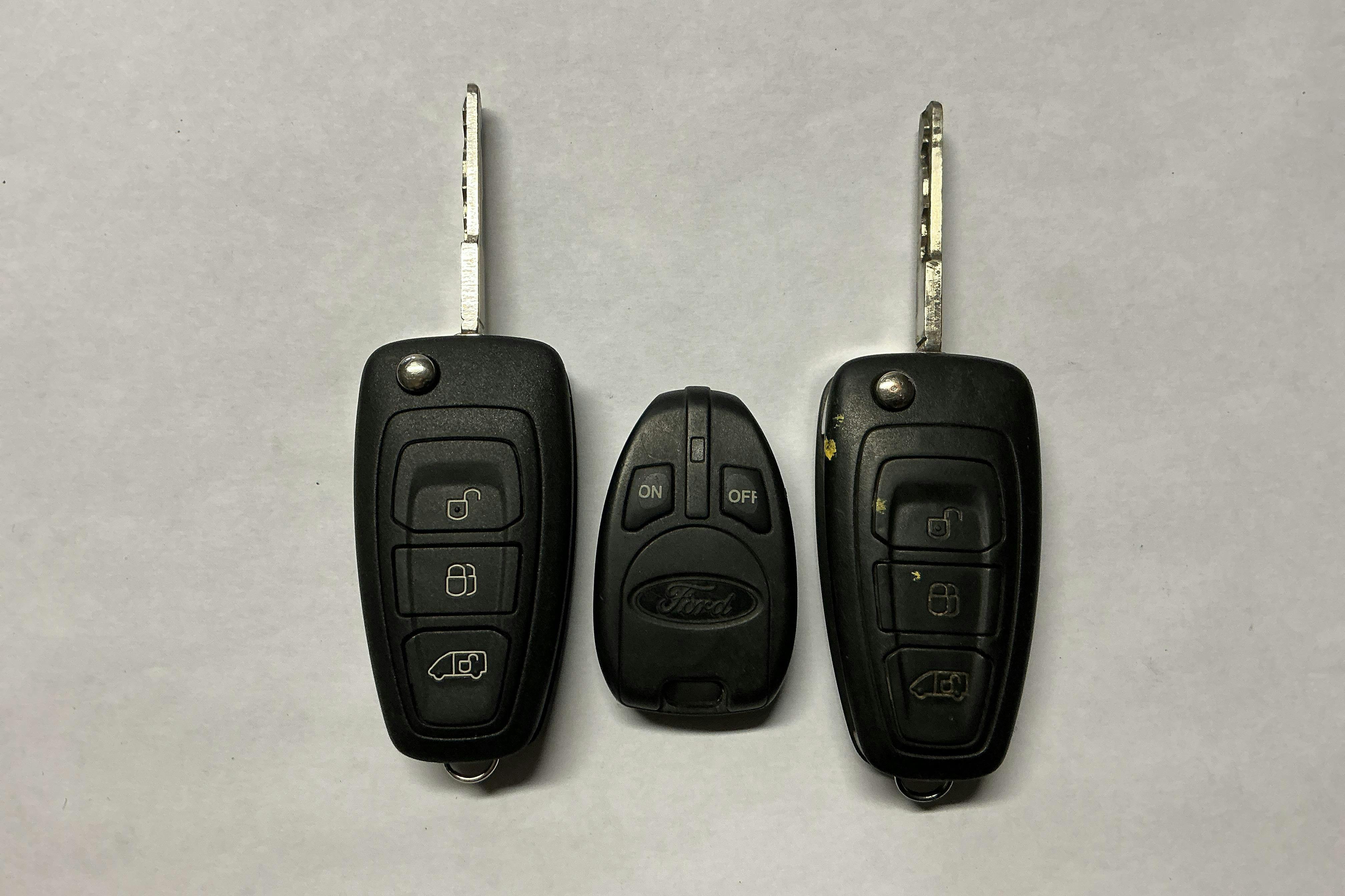 Presentation photo 15 of 15: Ford Transit 350 2.0 TDCi AWD Skåp (130hk) - 163 560 km - Manual - white - 2018