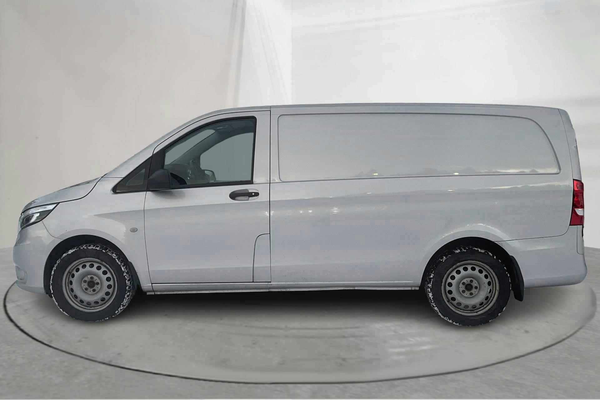 Presentation photo 2 of 13: Mercedes Vito 116 CDI 4MATIC W640 (163hk) - 148 730 km - Automatic - silver - 2022