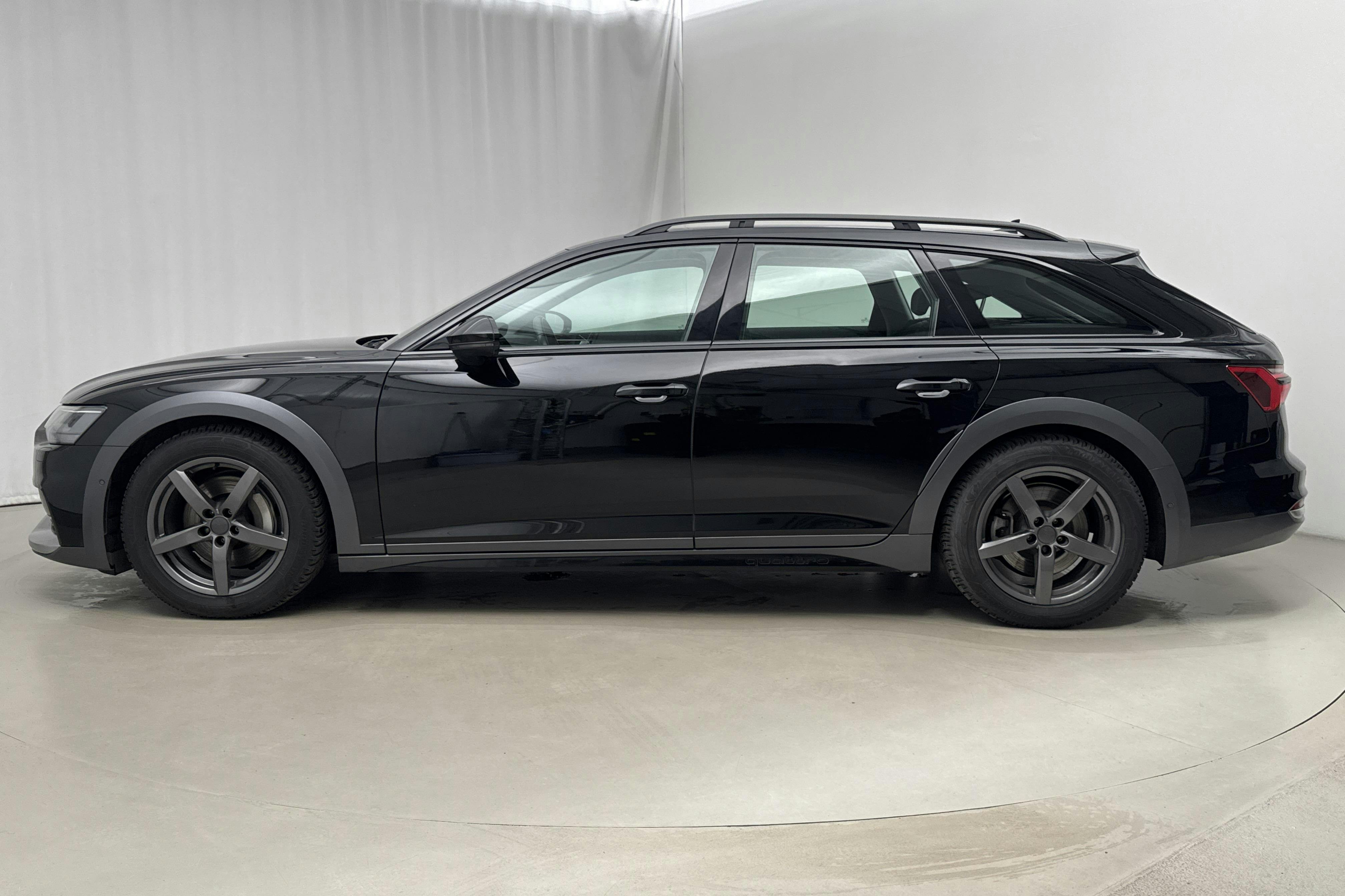 Presentation photo 2 of 21: Audi A6 Allroad 40 TDI quattro (204hk) - 119 520 km - Automatic - black - 2022