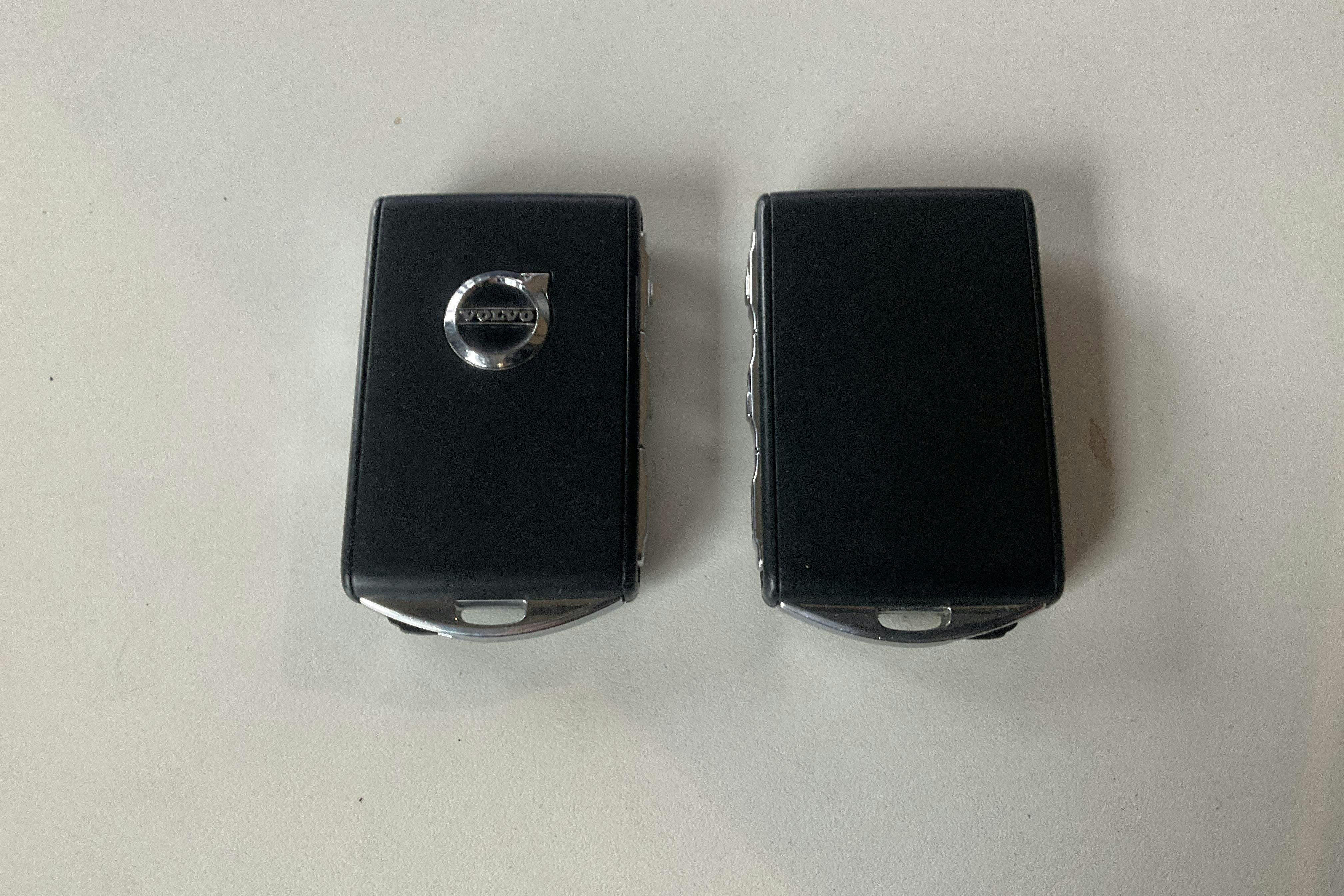 Presentationsfoto 16 av 16: Volvo XC60 D4 2WD (190hk) - 27 292 mil - Automat - vit - 2019