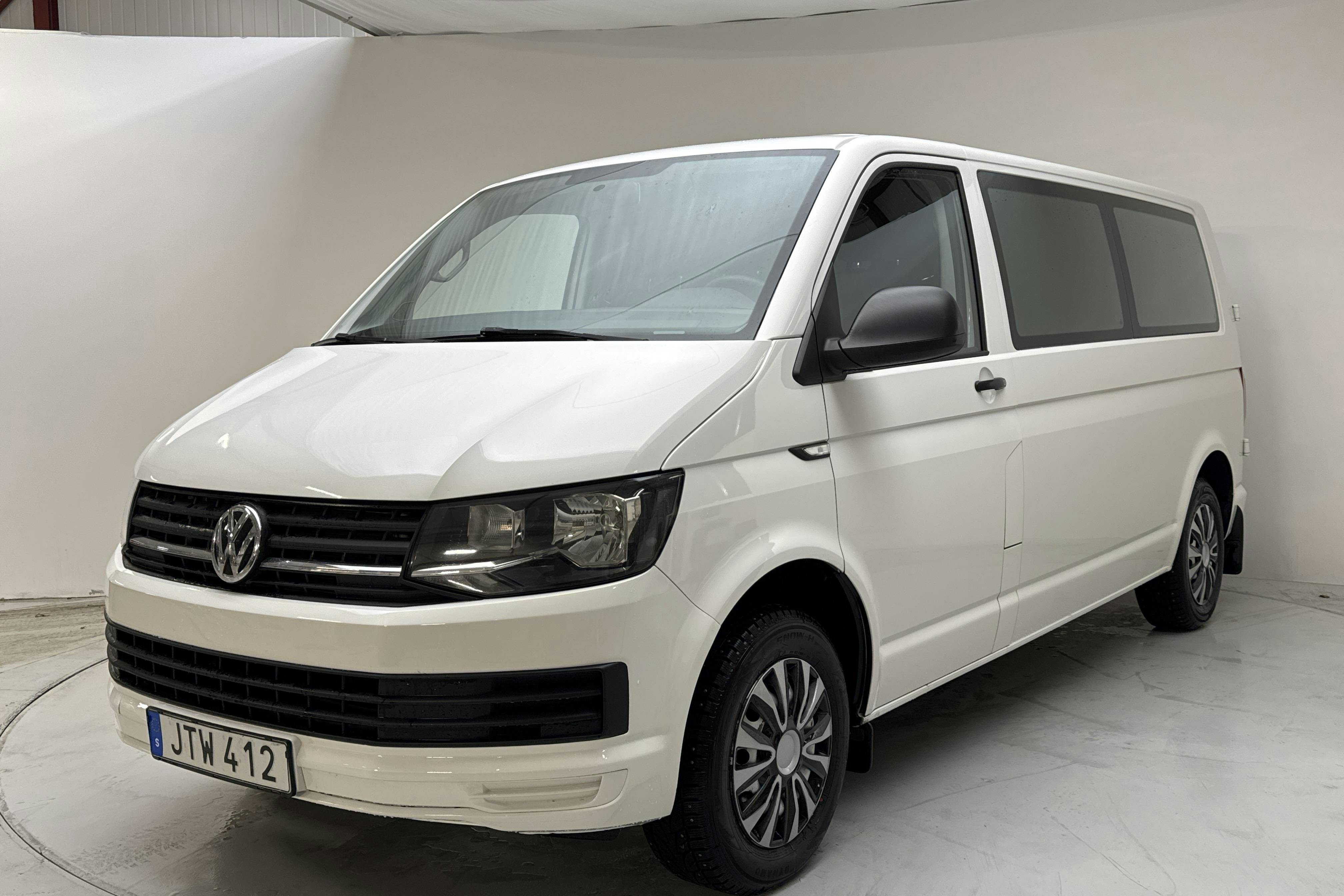 Presentation photo 1 of 13: VW Transport Kombi T6 2.0 TDI Skåp (102hk) - 107 530 km - Manual - white - 2016