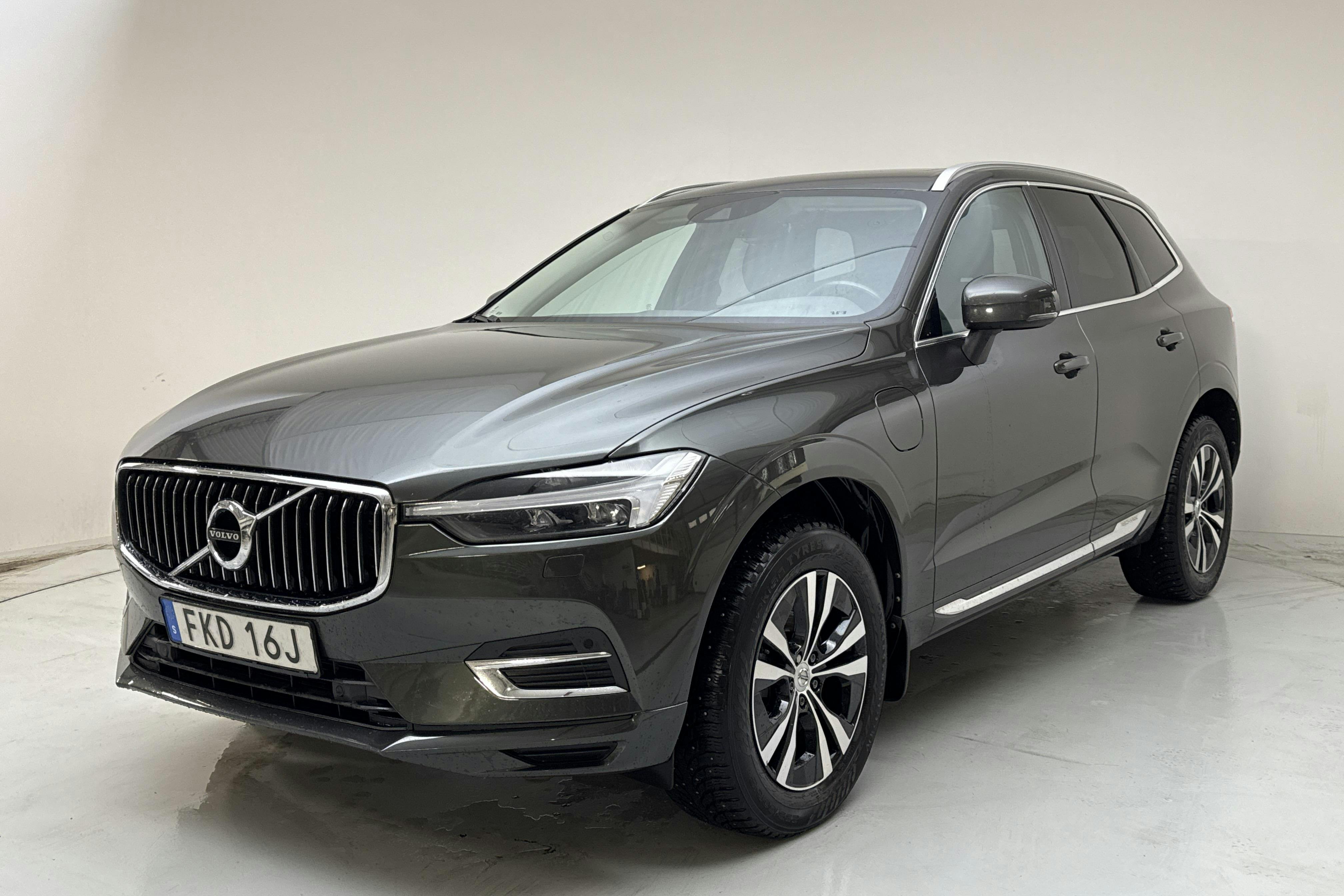 Presentation photo 1 of 19: Volvo XC60 T6 AWD Recharge (340hk) - 174 940 km - Automatic - Dark Grey - 2021