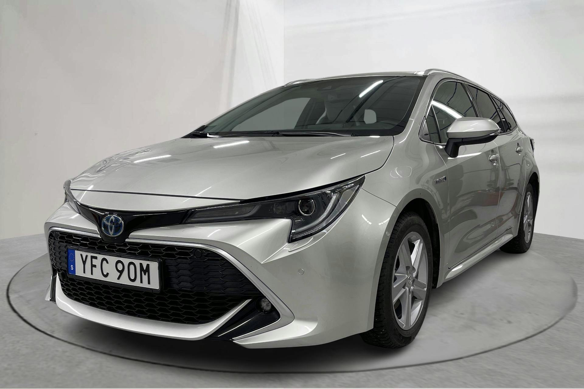 Esitlusfoto 1 aadressil 16: Toyota Corolla 2.0 Hybrid Touring Sports (184hk) - 14 610 km - Automaatne - hõbe - 2019