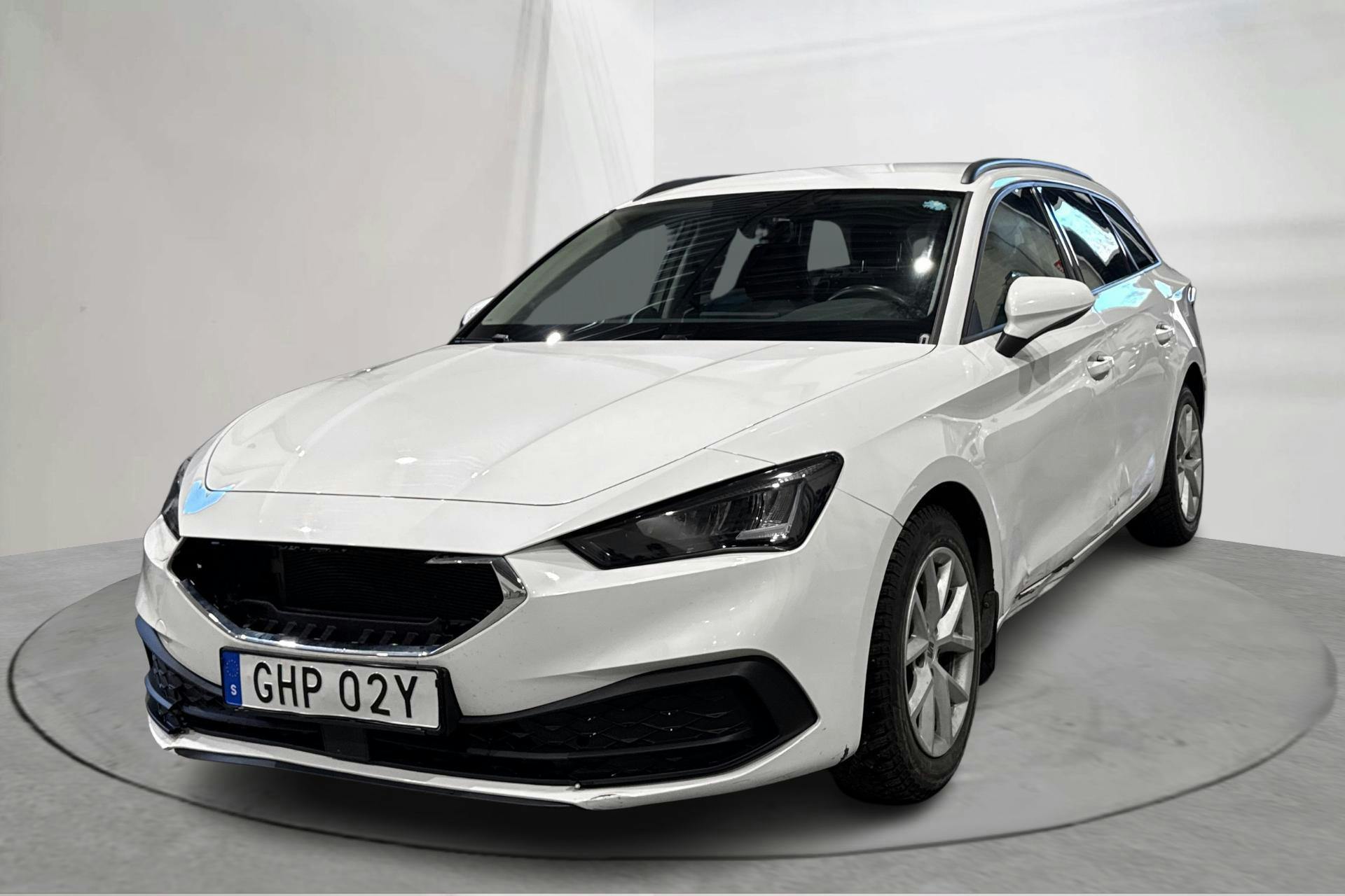Presentation photo 1 of 14: Seat Leon 2.0 TDI 4Drive Sportstourer (150hk) - 194 190 km - Automatic - white - 2022
