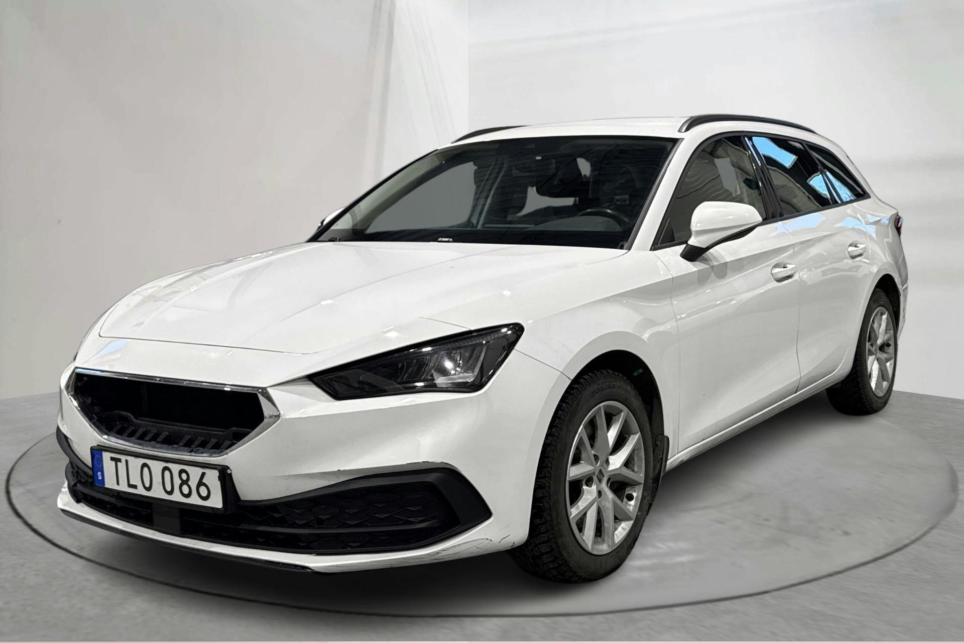 Presentation photo 1 of 14: Seat Leon 2.0 TDI 4Drive Sportstourer (150hk) - 248 980 km - Automatic - white - 2022