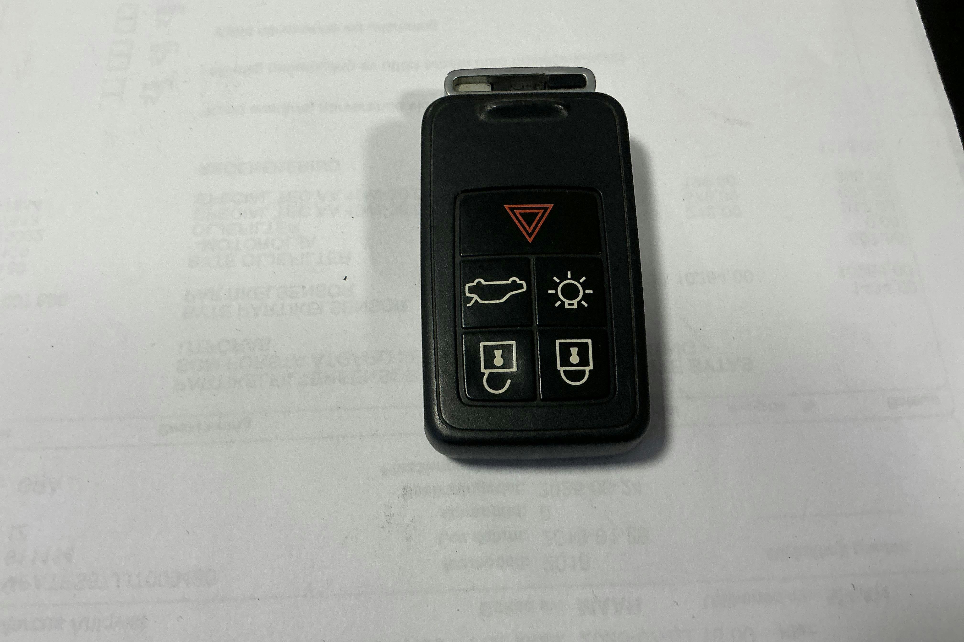 Presentation photo 14 of 14: Volvo V70 II 1.6D DRIVe (109hk) - 152 470 km - Manual - white - 2011