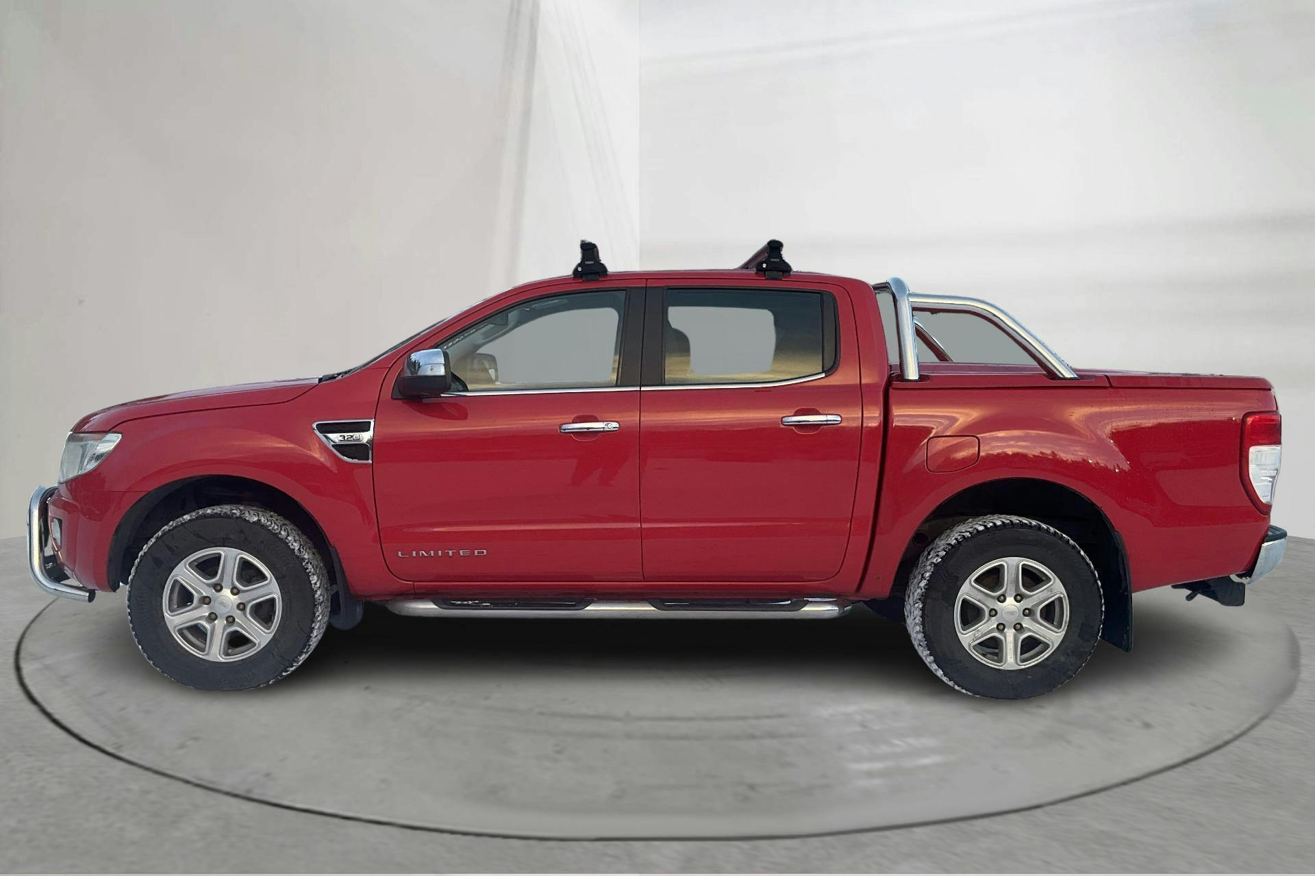 Presentation photo 2 of 13: Ford Ranger 3.2 TDCi 4WD (200hk) - 152 840 km - Manual - red - 2013
