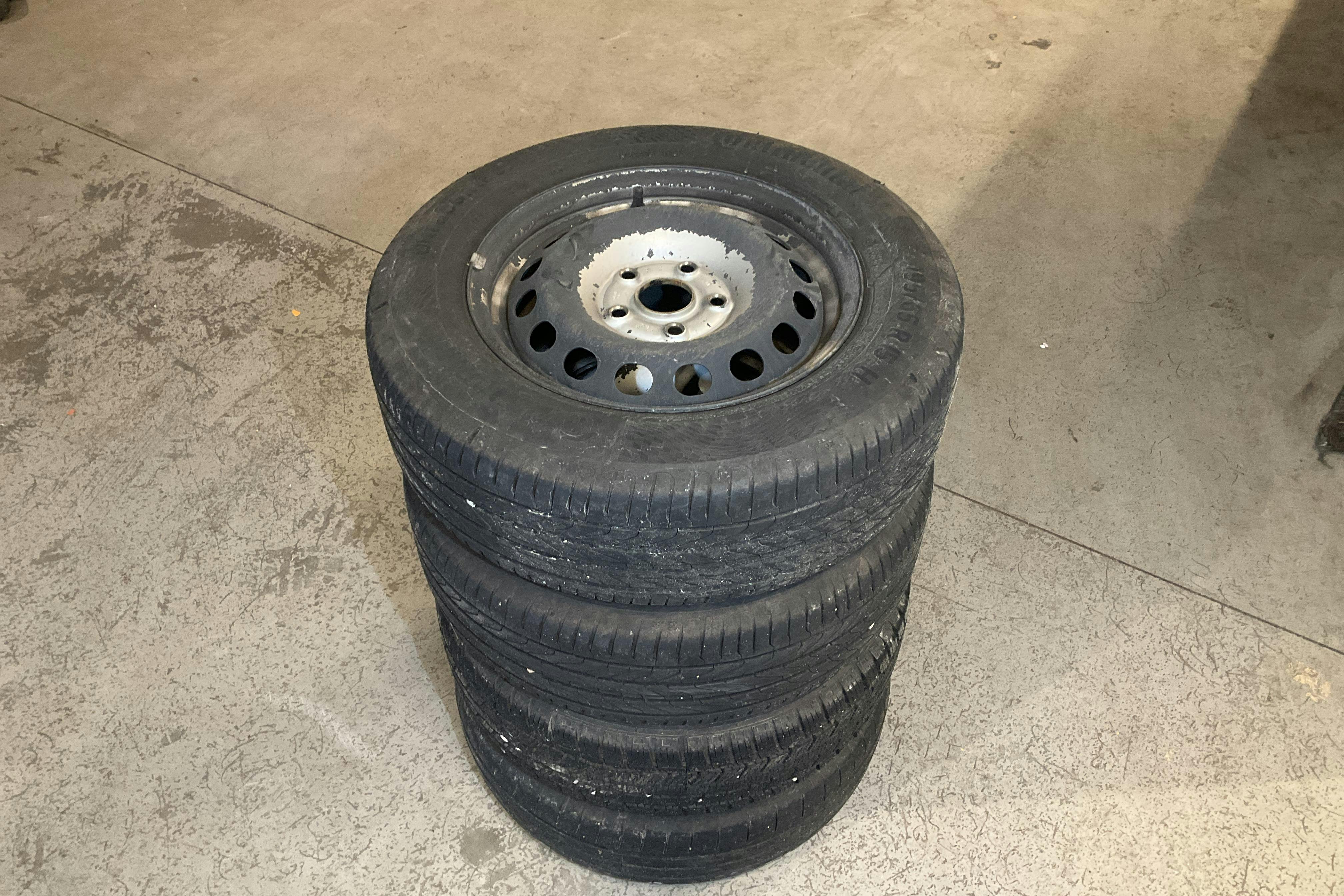 Presentation photo 12 of 12: VW Caddy 2.0 Ecofuel Maxi Skåp (109hk) - 121 090 km - Manual - white - 2012