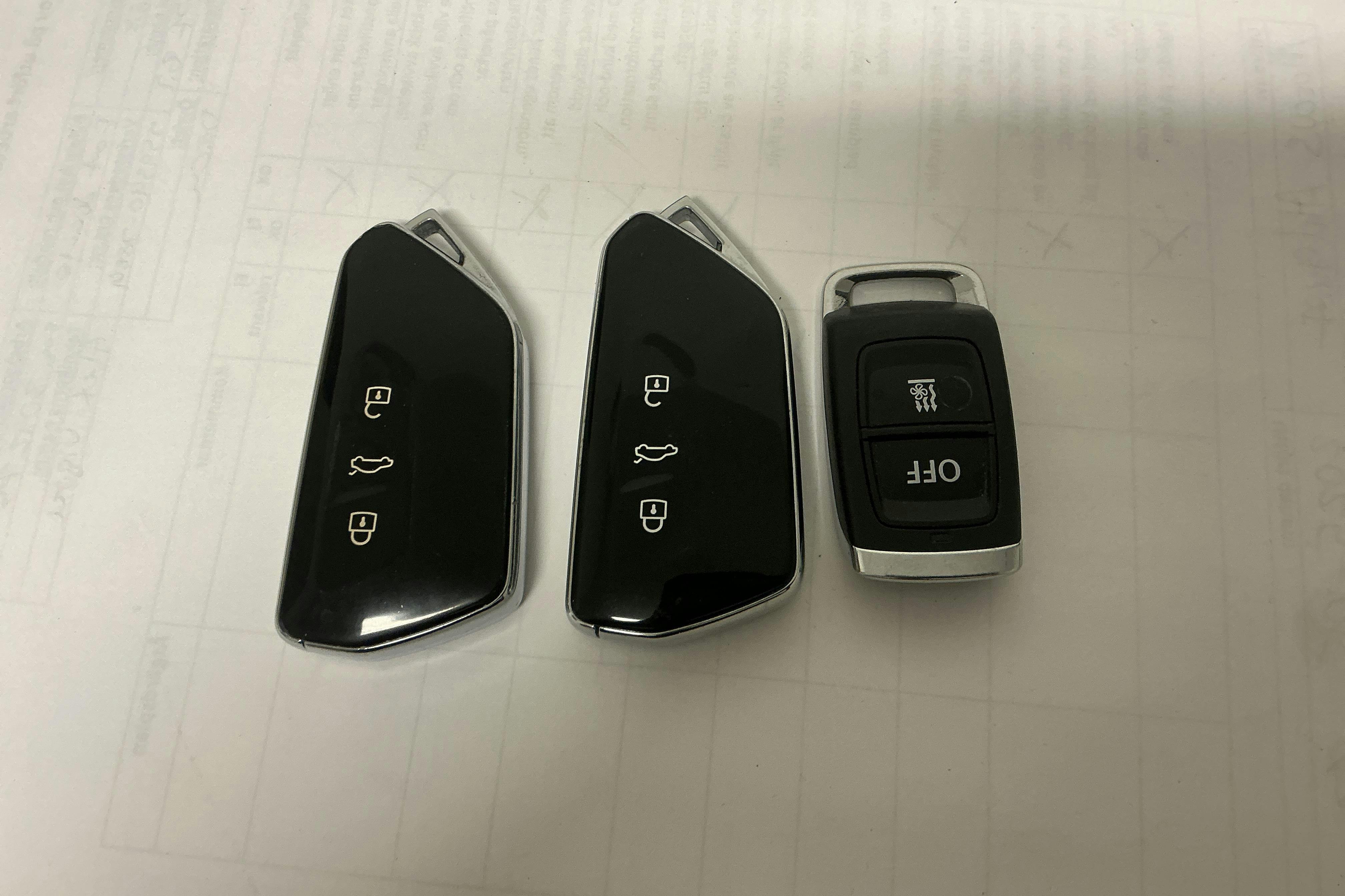 Presentationsfoto 16 av 16: Skoda Octavia 1.4 iV PHEV Combi (204hk) - 10 912 mil - Automat - vit - 2021