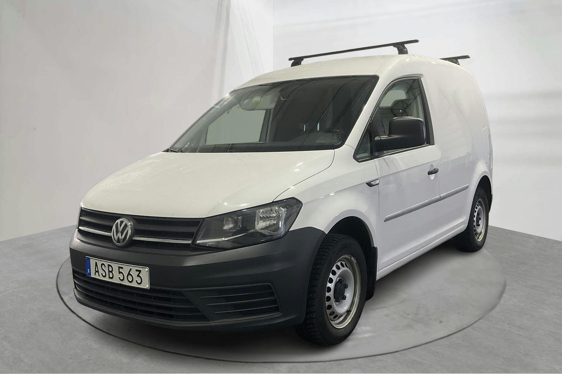 Presentation photo 1 of 12: VW Caddy 2.0 TDI (102hk) - 117 650 km - Manual - white - 2018