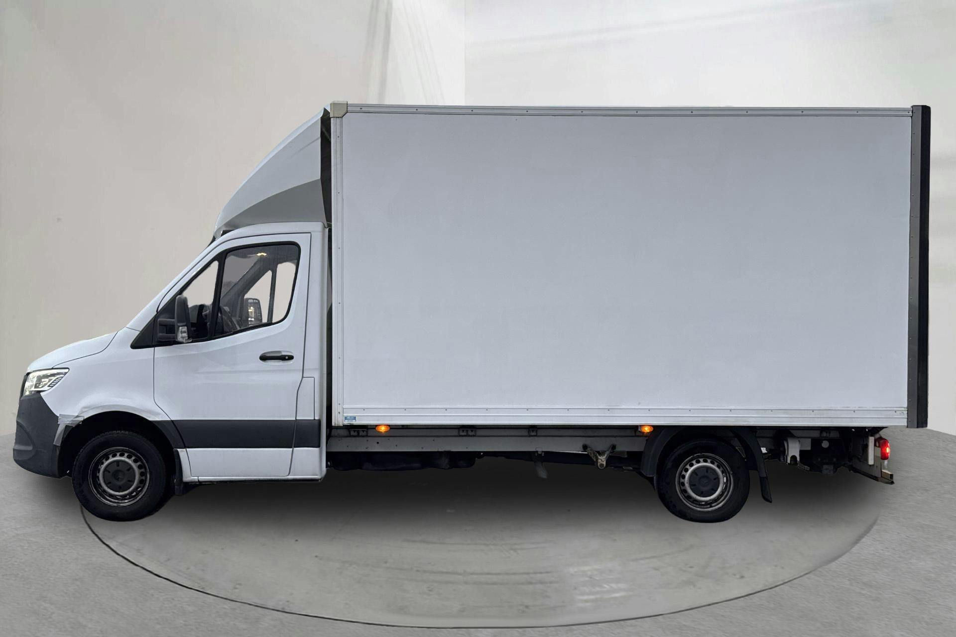 Presentationsfoto 2 av 16: Mercedes Sprinter 316 CDI Volymskåp RWD (163hk) - 22 602 mil - Automat - vit - 2020