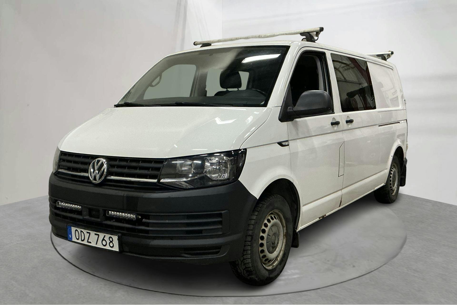 Presentation photo 1 of 16: VW Transporter T6 2.0 TDI BMT Skåp 4MOTION (150hk) - 194 660 km - Manual - white - 2018
