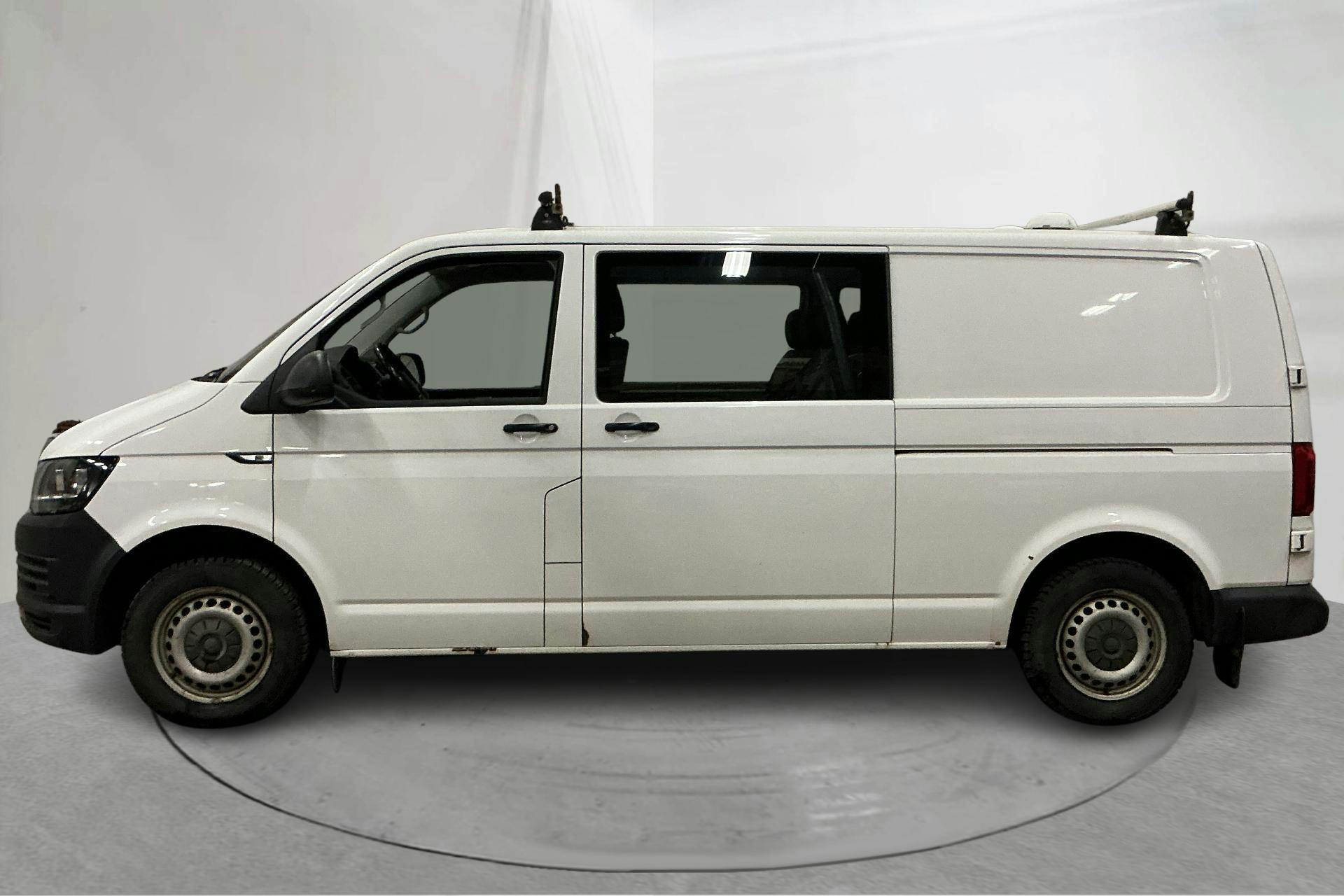 Presentation photo 2 of 16: VW Transporter T6 2.0 TDI BMT Skåp 4MOTION (150hk) - 194 660 km - Manual - white - 2018