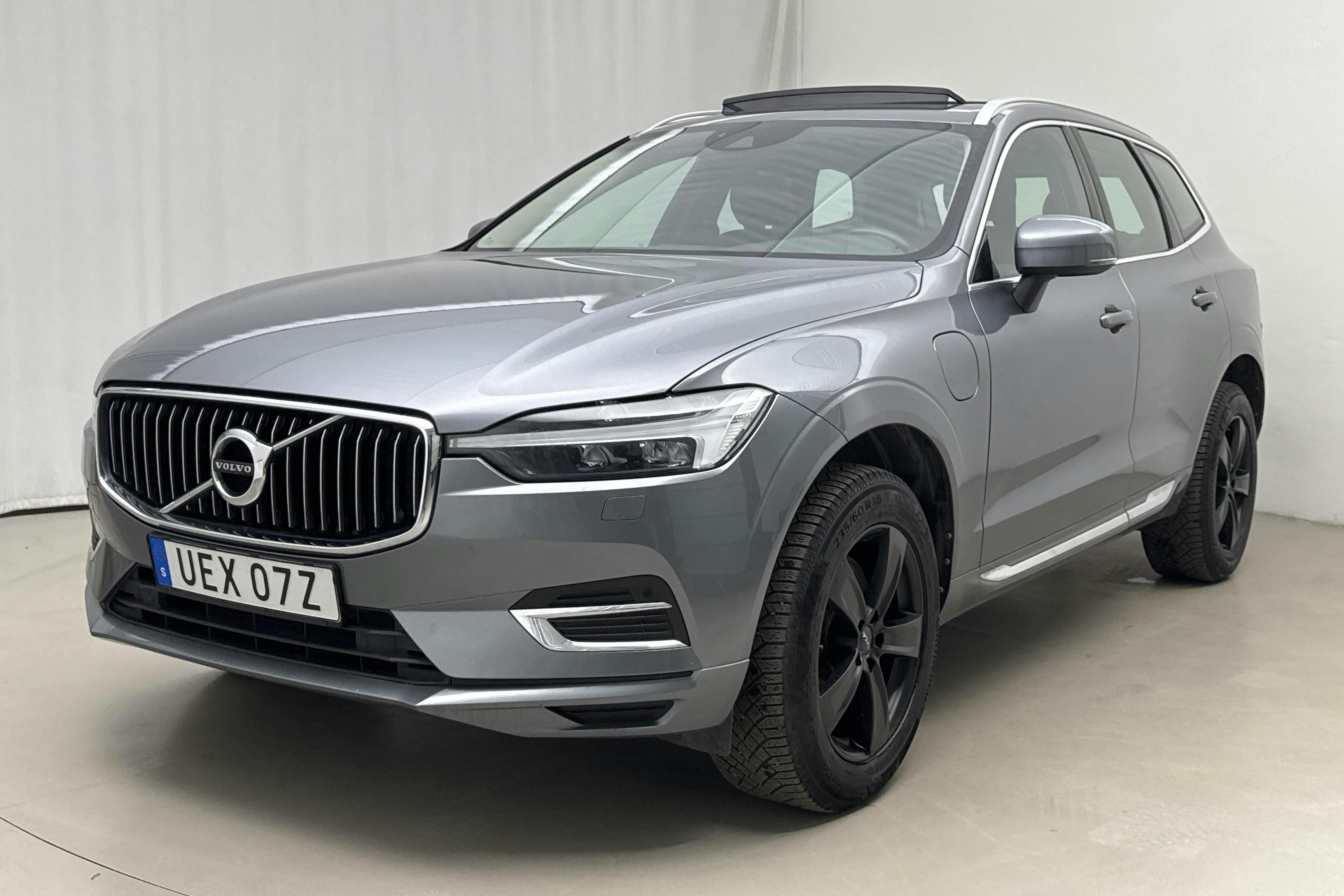 Esitlusfoto 1 aadressil 22: Volvo XC60 T6 AWD Recharge (340hk) - 178 630 km - Automaatne - hall - 2021