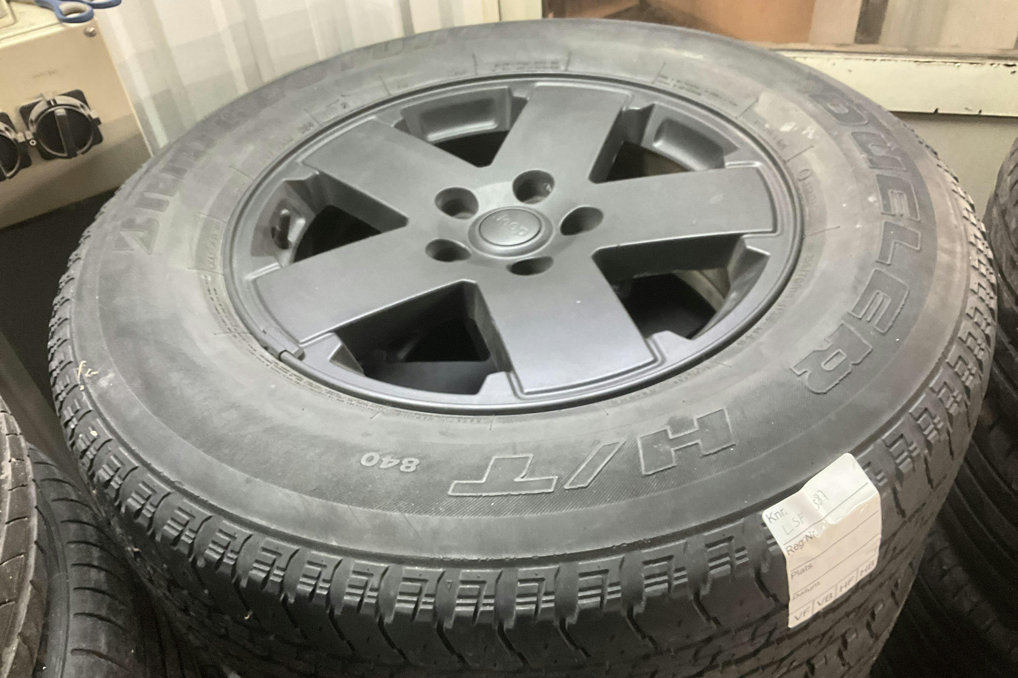 Presentation photo 15 of 15: Jeep Wrangler Unlimited 3.8 (199hk) - 117 600 km - Automatic - Light Brown - 2011