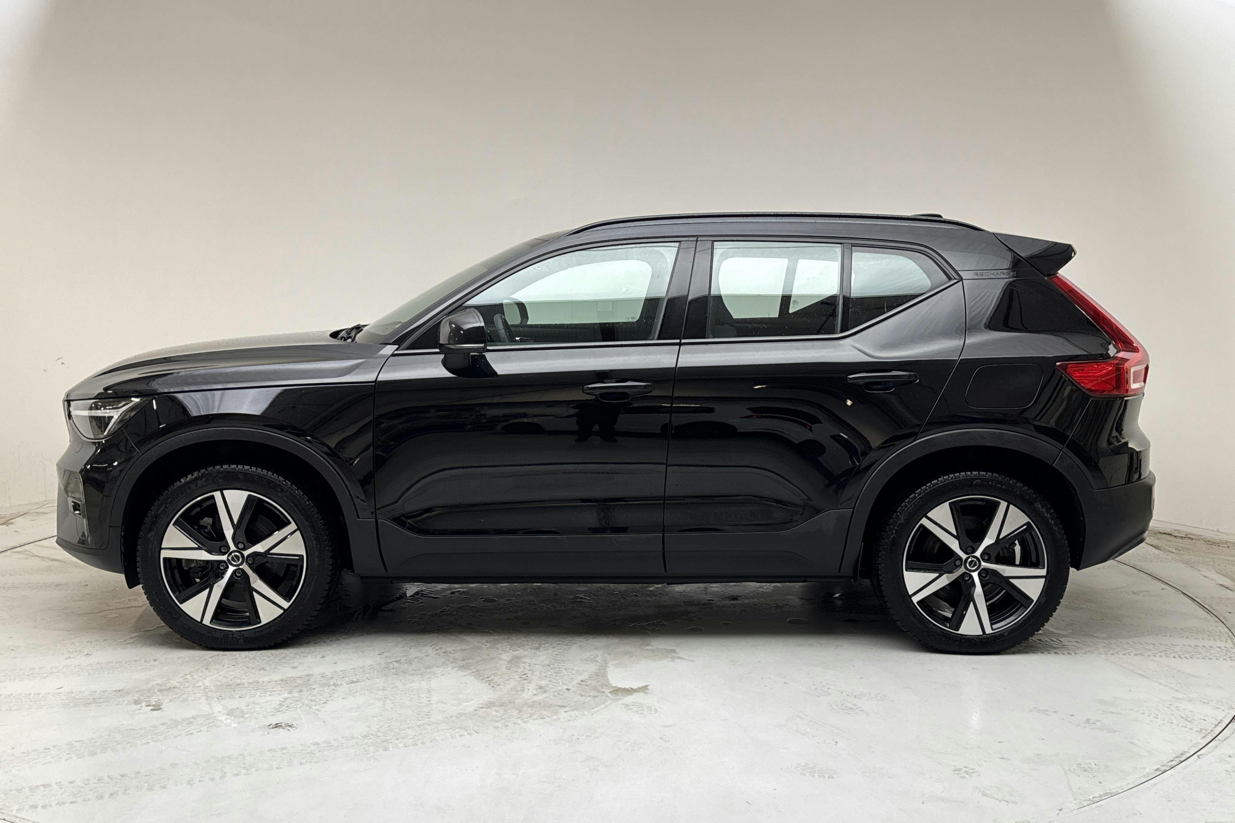 Presentation photo 2 of 19: Volvo XC40 P8 Recharge Twin AWD (408hk) - 155 690 km - Automatic - black - 2023