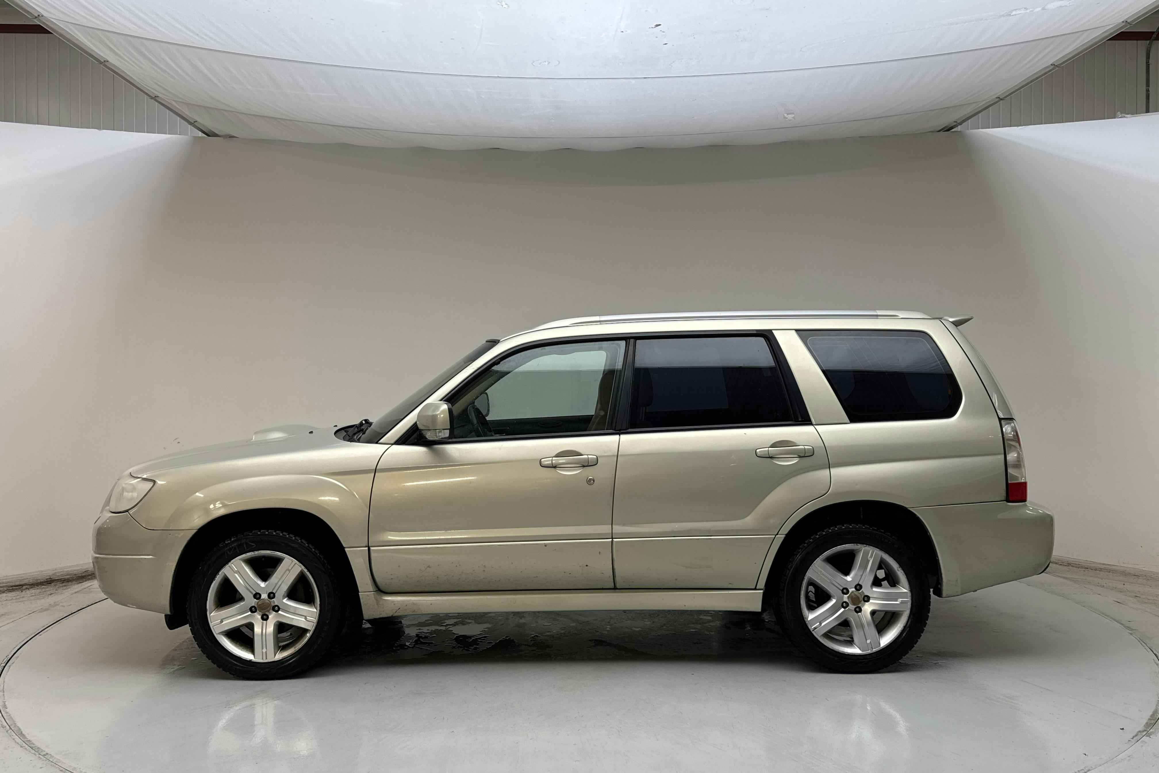 Presentation photo 2 of 13: Subaru Forester 2.5 XT (230hk) - 176 340 km - Automatic - silver - 2007