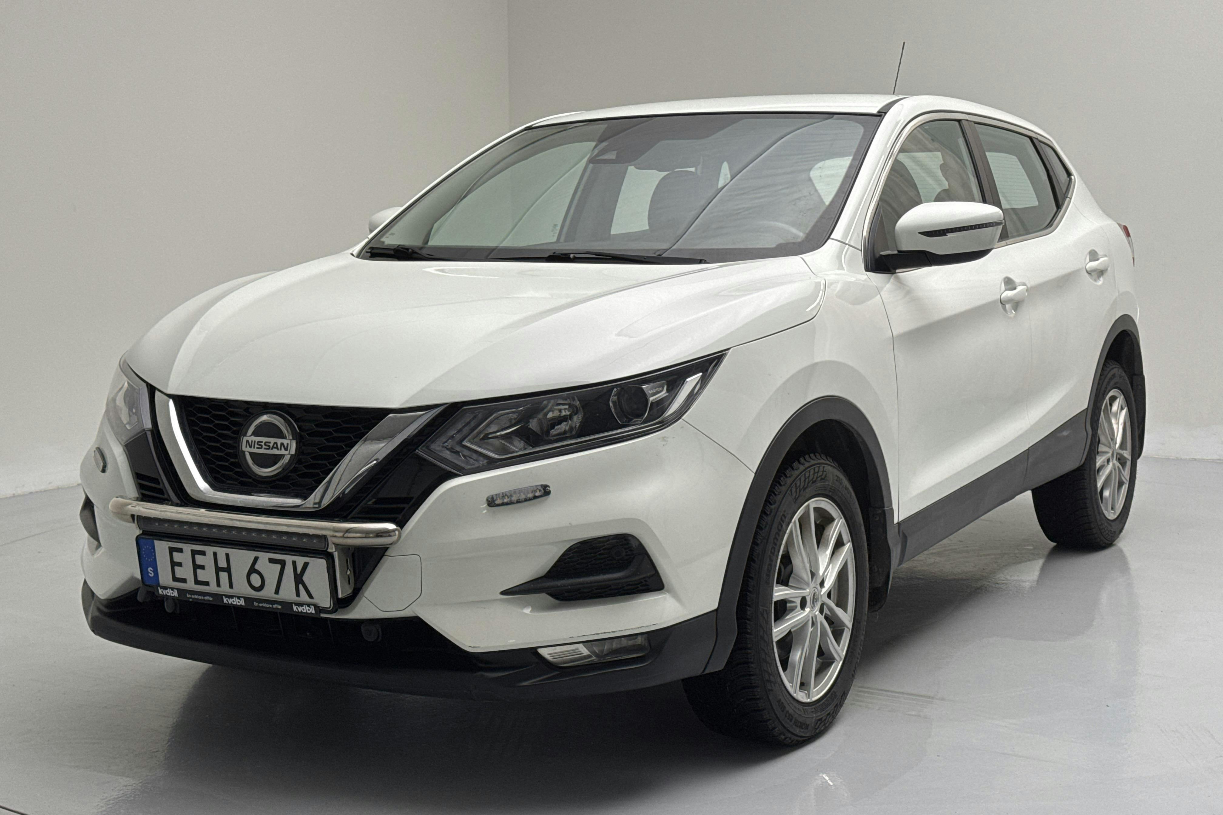 Presentation photo 1 of 12: Nissan Qashqai 1.5 dCi (115hk) - 158 890 km - Automatic - white - 2019