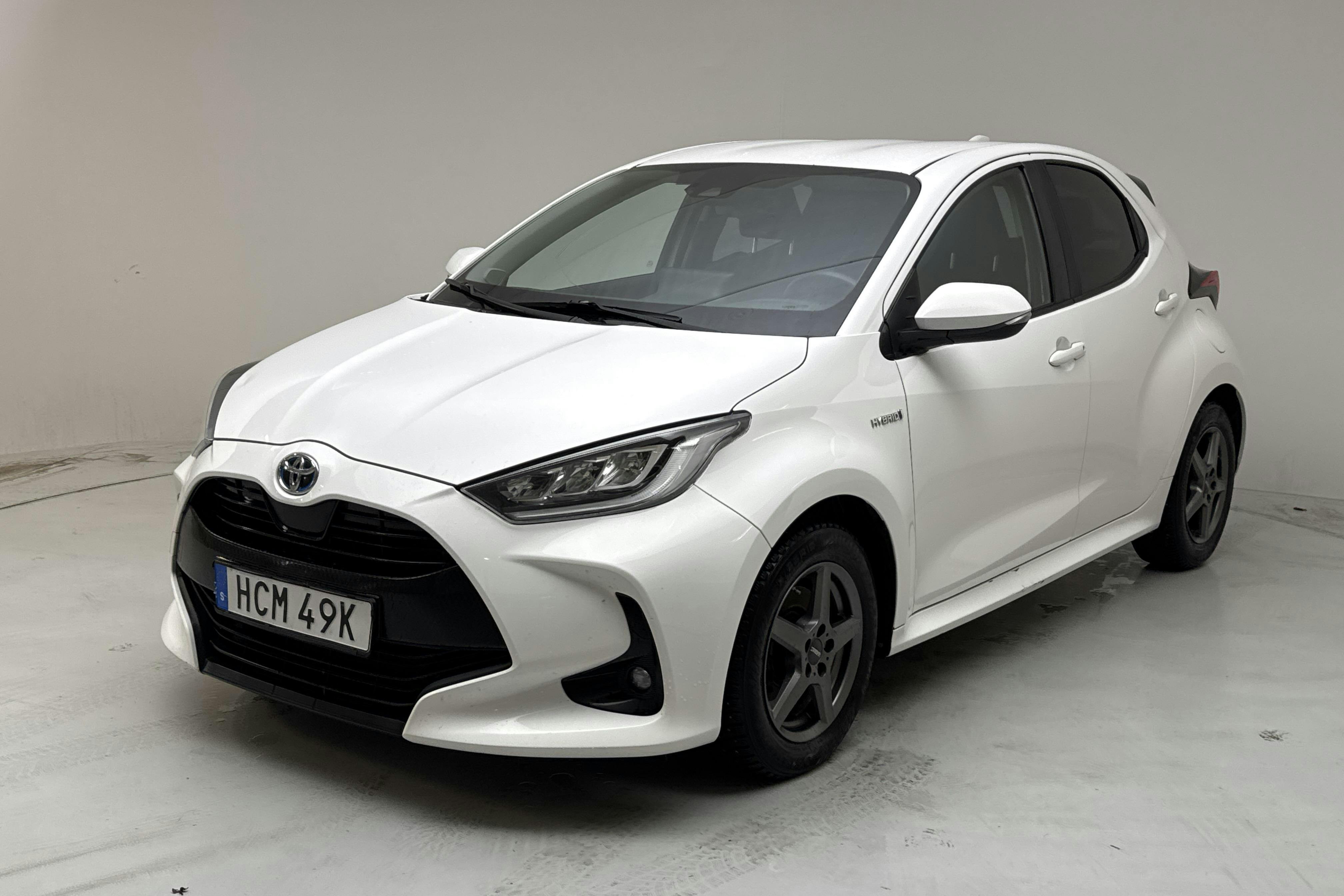 Presentation photo 1 of 14: Toyota Yaris 1.5 Hybrid 5dr (116hk) - 138 200 km - Automatic - white - 2021