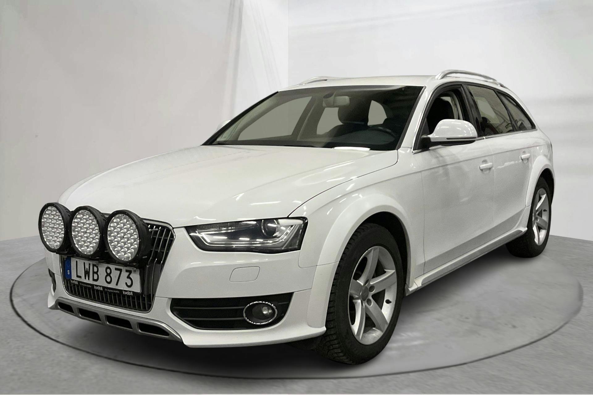 Presentation photo 1 of 15: Audi A4 Allroad 2.0 TDI clean diesel Avant quattro (190hk) - 213 450 km - Automatic - white - 2016