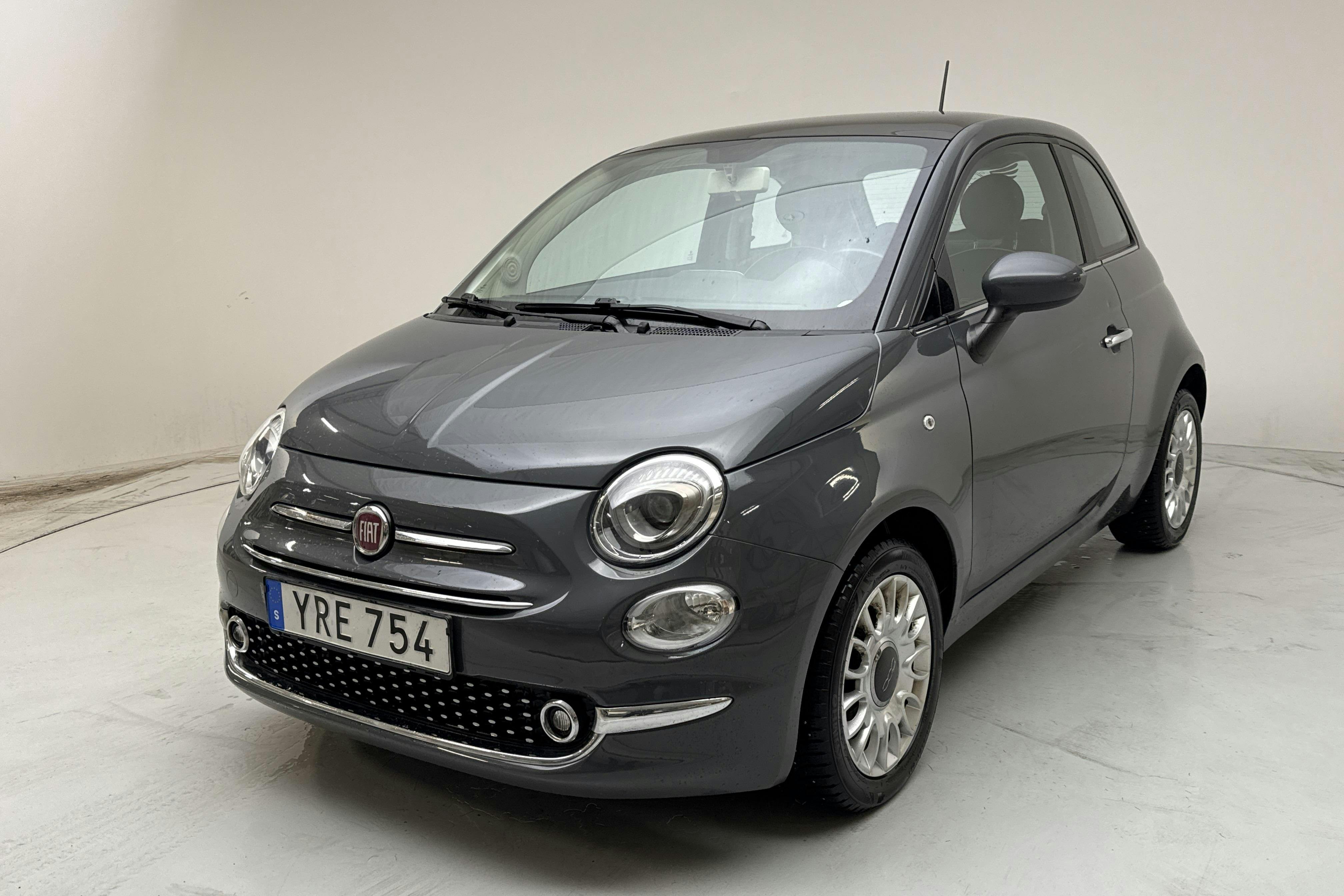 Presentation photo 1 of 14: Fiat 500 1.2 (69hk) - 174 290 km - Manual - gray - 2018