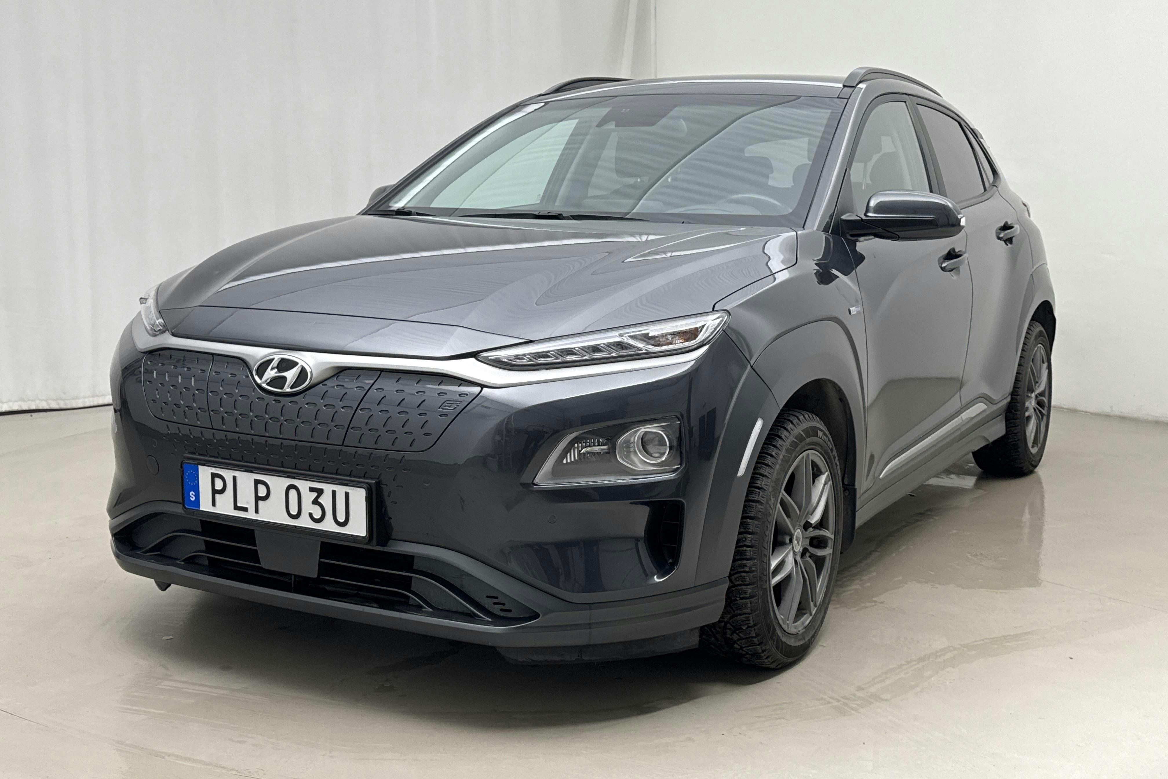 Esittelykuva 1 osoitteesta 20: Hyundai Kona Electric Long Range 64kWh (204hk) - 68 610 km - Automaattinen - harmaa - 2020