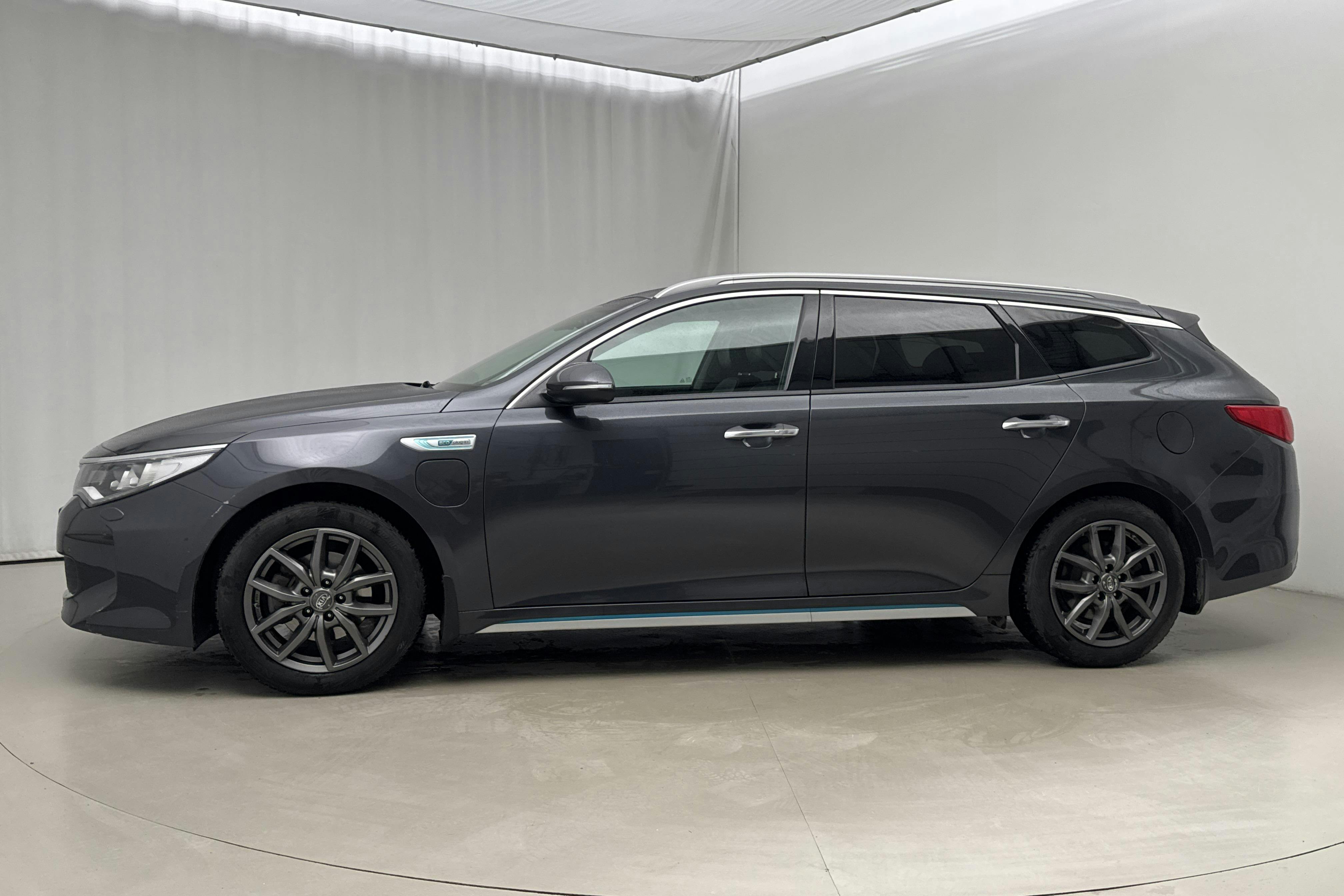Esitlusfoto 2 aadressil 23: KIA Optima 2.0 GDi Plug-in Hybrid SW (205hk) - 56 950 km - Automaatne - hall - 2018