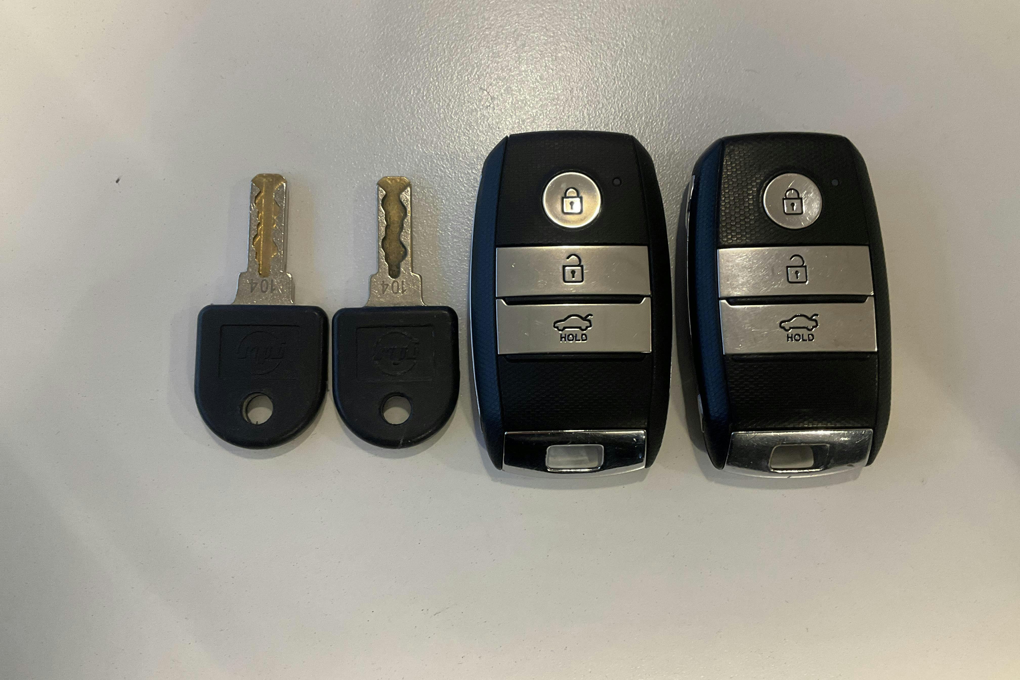 Presentation photo 24 of 24: KIA Optima 2.0 GDi Plug-in Hybrid SW (205hk) - 85 630 km - Automatic - black - 2020