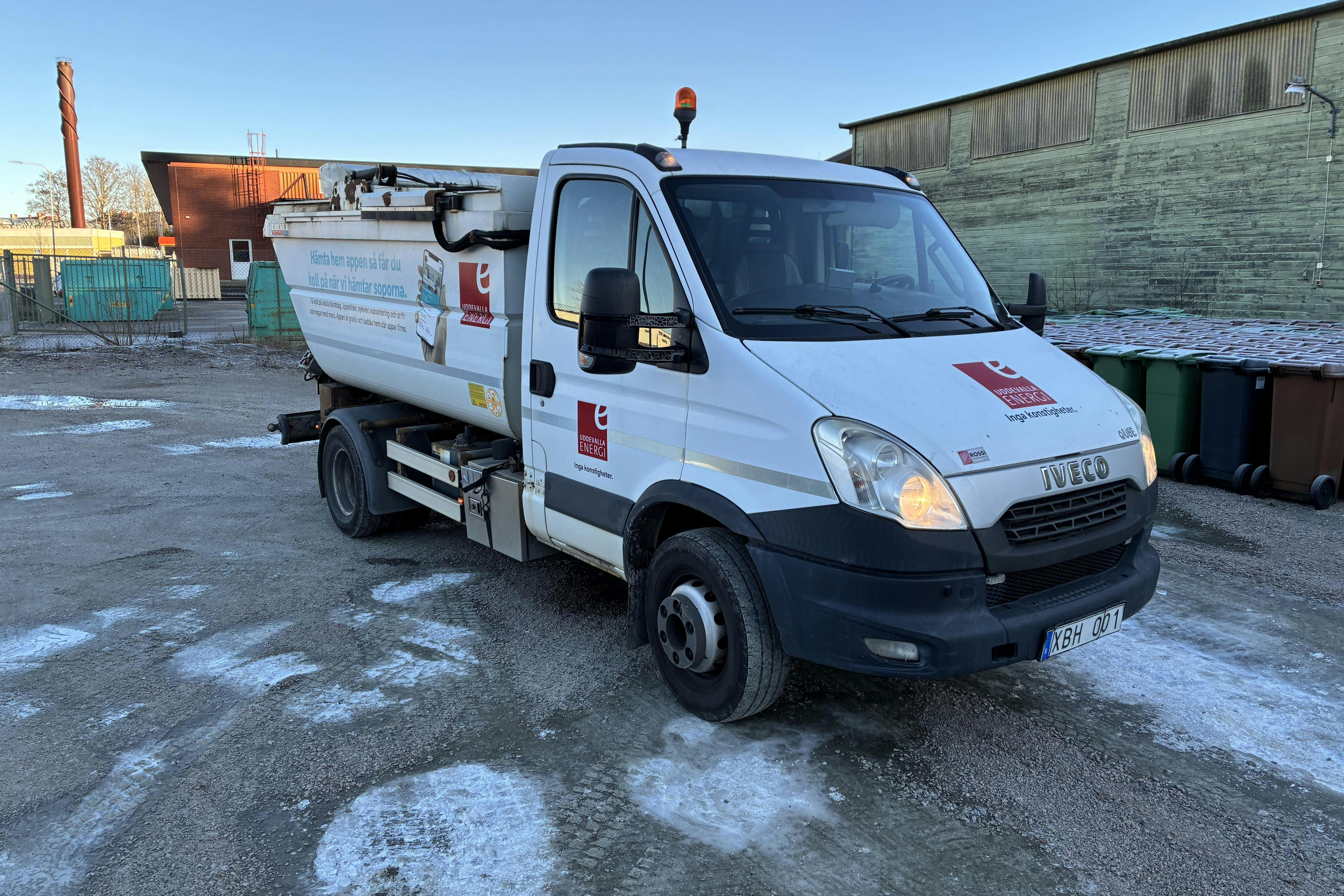 Presentation photo 2 of 46: IVECO DAILY 70C17 EEV - 208 662 km - Manual - white - 2013