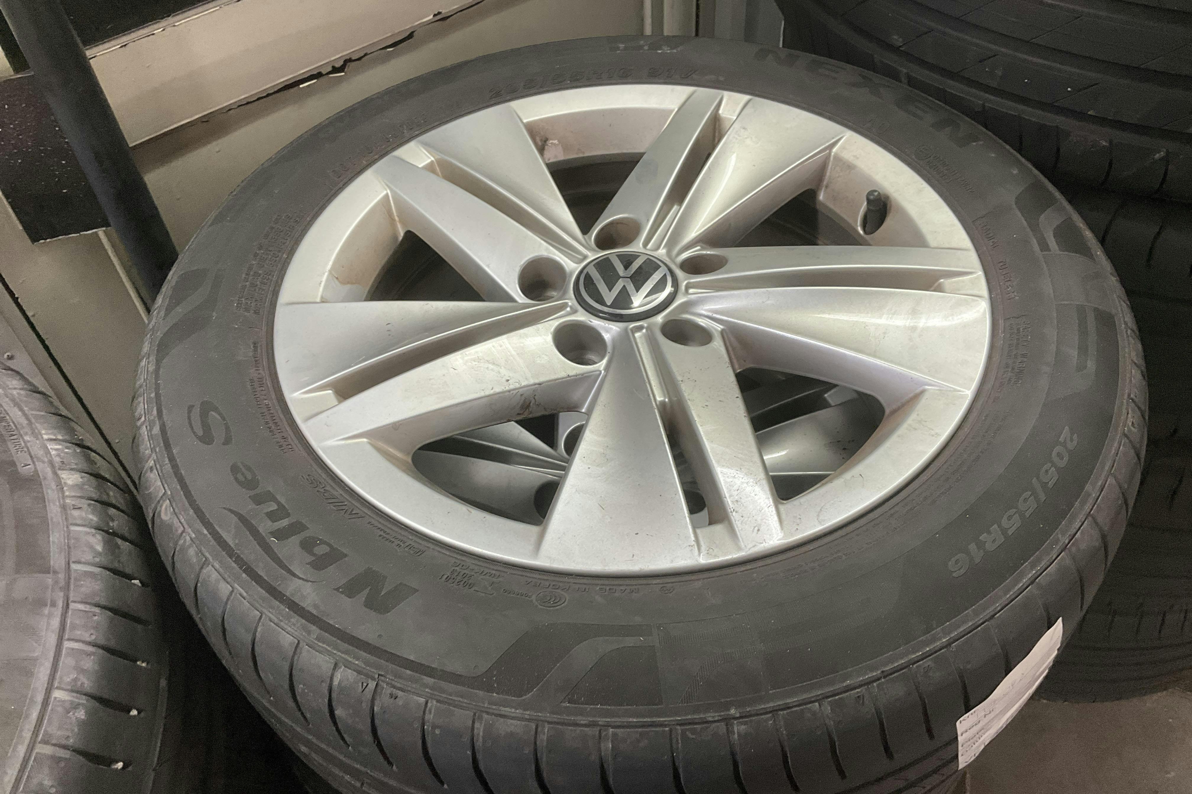 Presentationsfoto 12 av 12: VW Golf VIII 1.5 eTSI Sportscombi (130hk) - 10 756 mil - Automat - silver - 2021