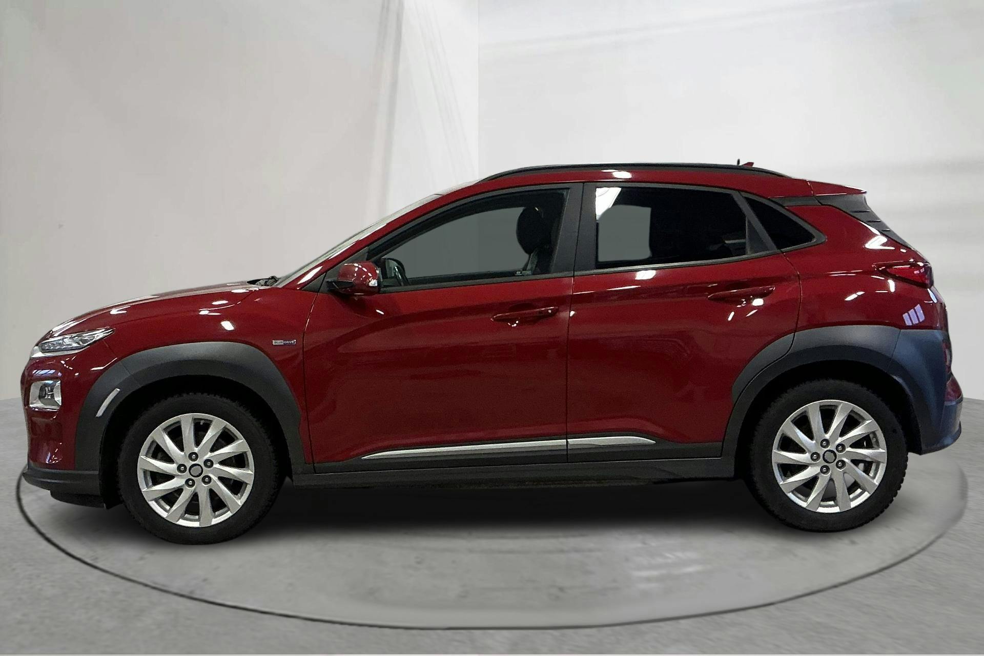 Esittelykuva 2 osoitteesta 18: Hyundai Kona Electric Long Range 64kWh (204hk) - 149 500 km - Automaattinen - punainen - 2020