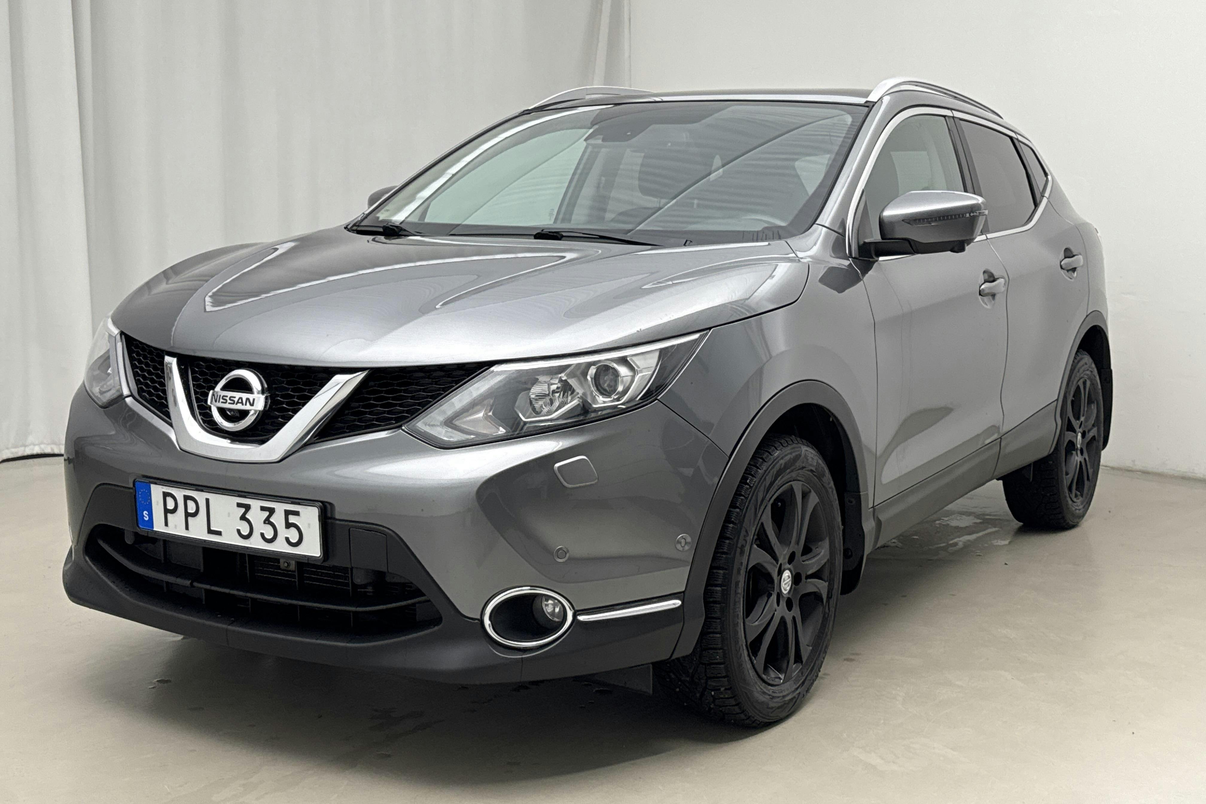 Presentation photo 1 of 19: Nissan Qashqai 1.2 (115hk) - 108 220 km - Automatic - gray - 2017