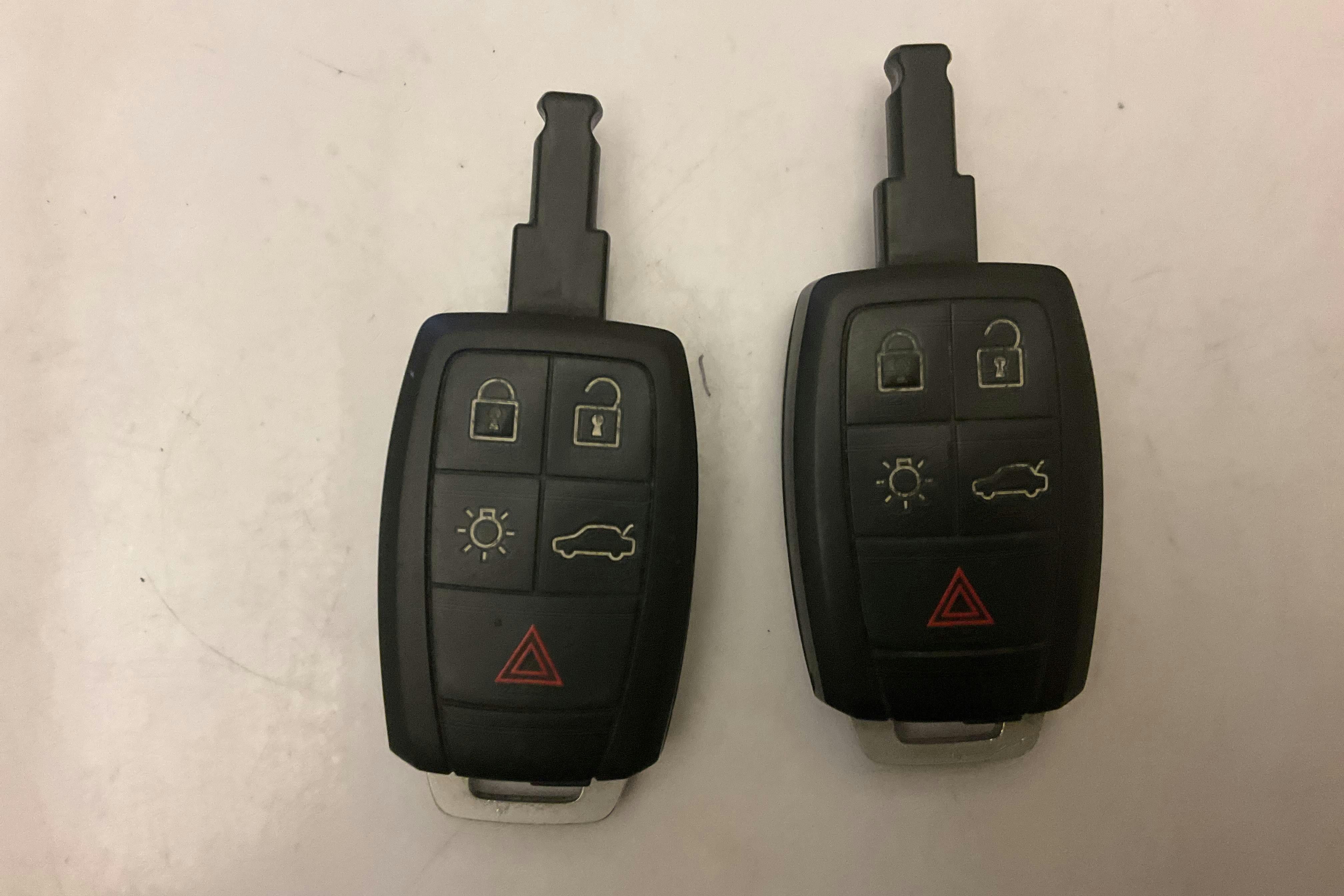 Presentation photo 13 of 13: Volvo S40 D3 (150hk) - 64 780 km - Manual - white - 2012