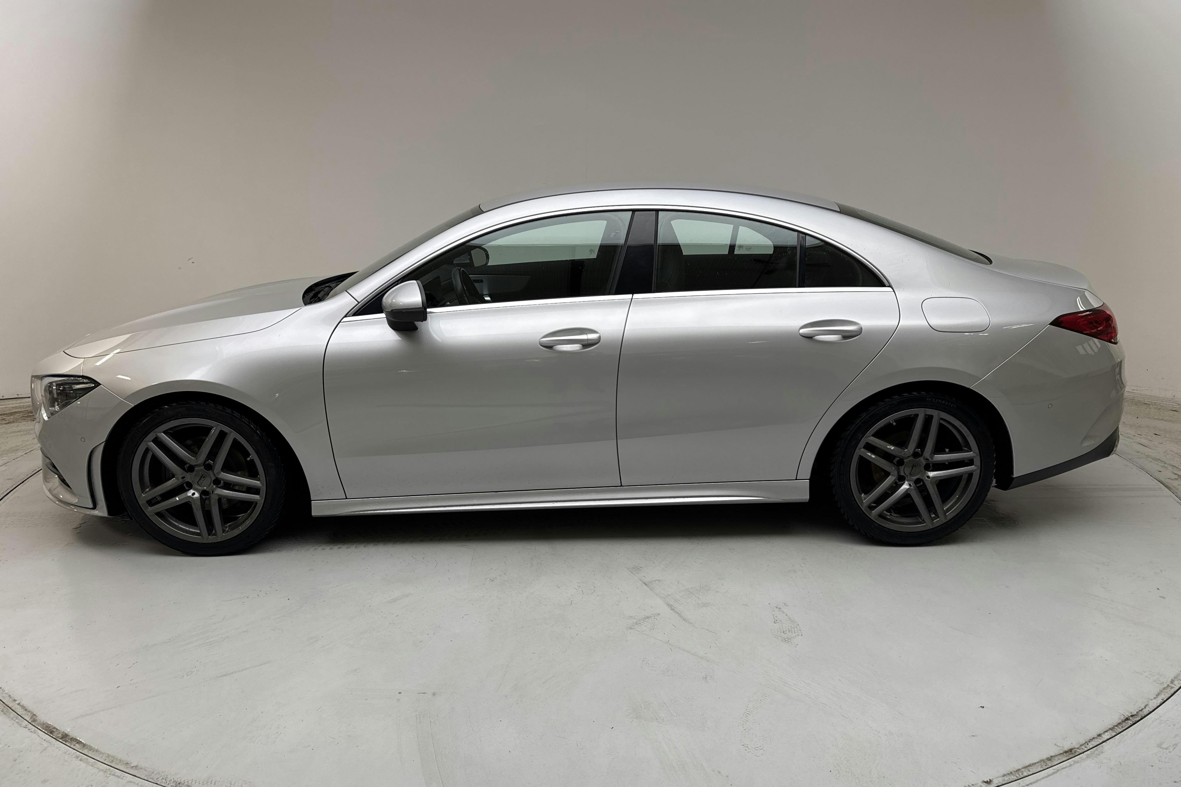 Presentation photo 2 of 15: Mercedes CLA 180 Coupé C118 (136hk) - 55 350 km - Manual - silver - 2022