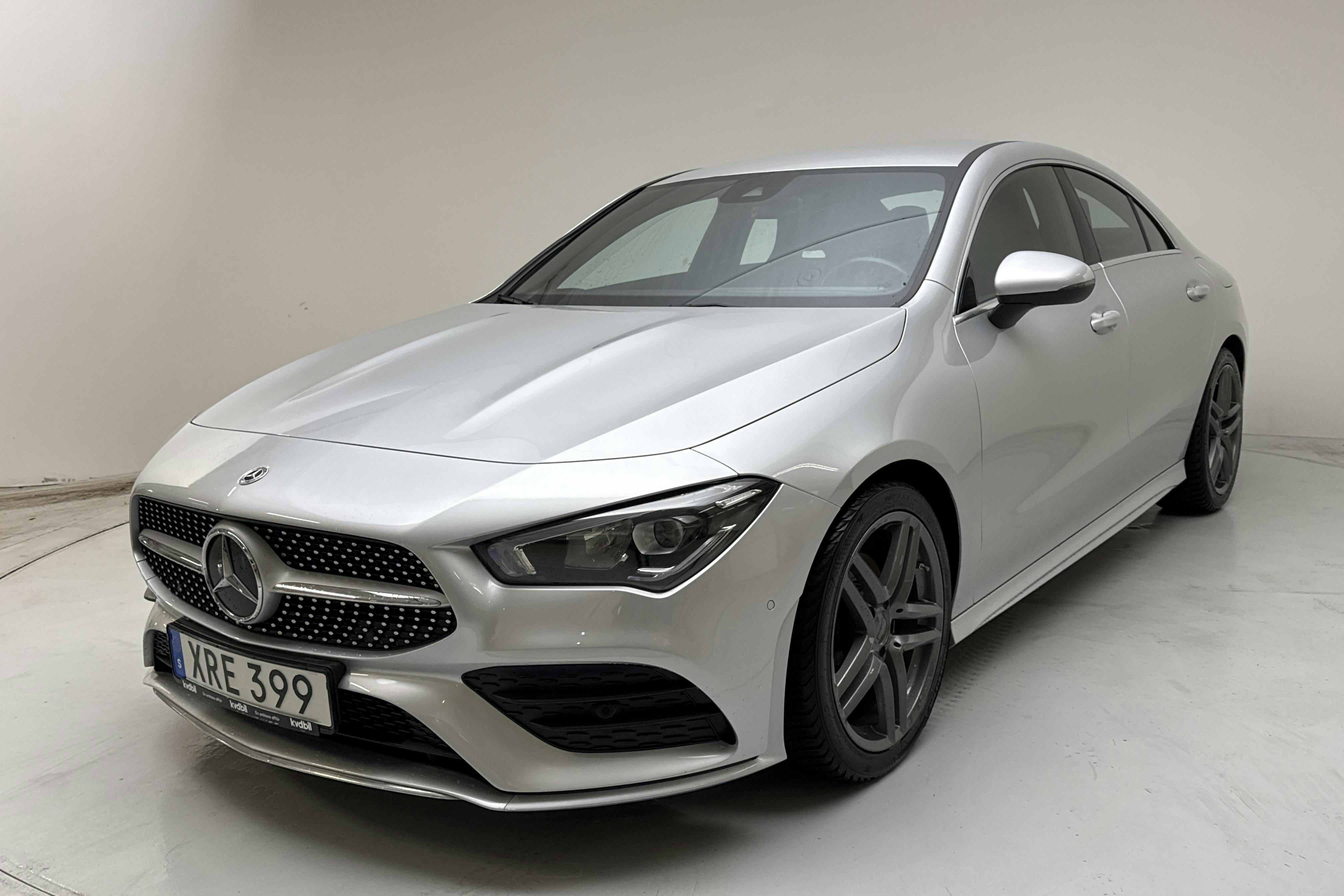 Presentation photo 1 of 15: Mercedes CLA 180 Coupé C118 (136hk) - 55 350 km - Manual - silver - 2022
