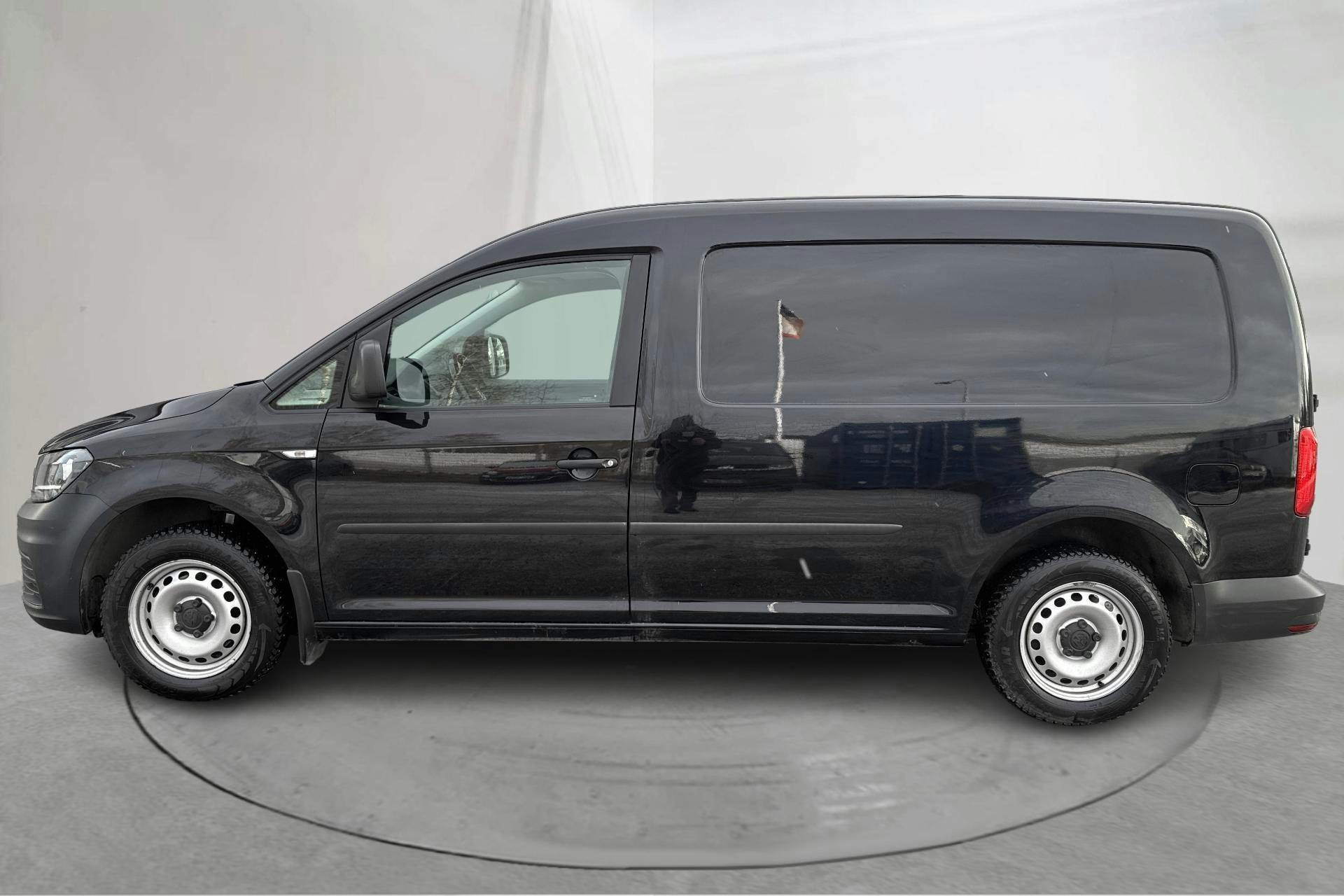 Presentation photo 2 of 12: VW Caddy 2.0 TDI Maxi Skåp (102hk) - 111 270 km - Manual - black - 2018