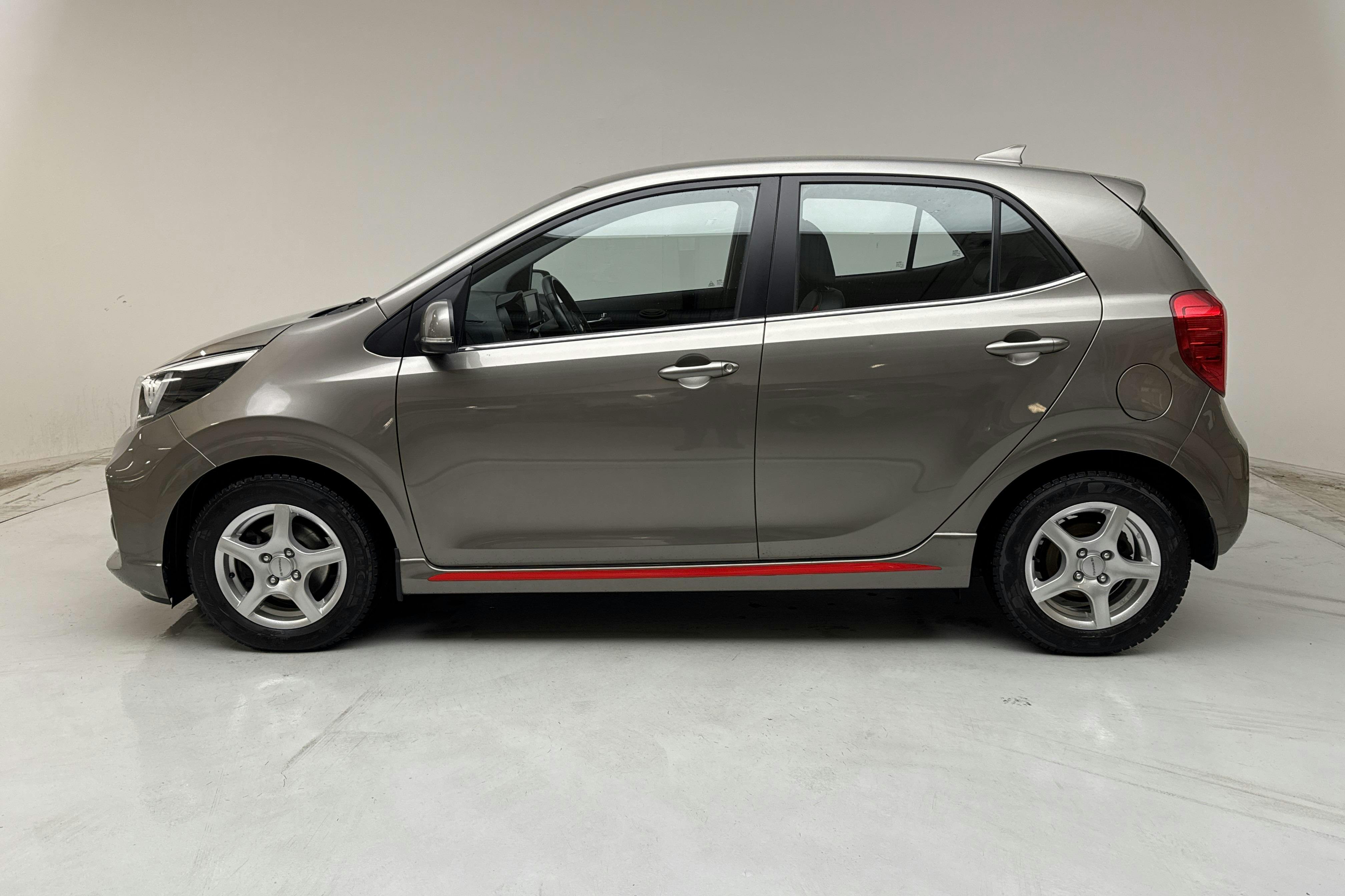 Presentation photo 2 of 13: KIA Picanto 1.0 T-GDi 5dr (100hk) - 45 390 km - Manual - gray - 2018