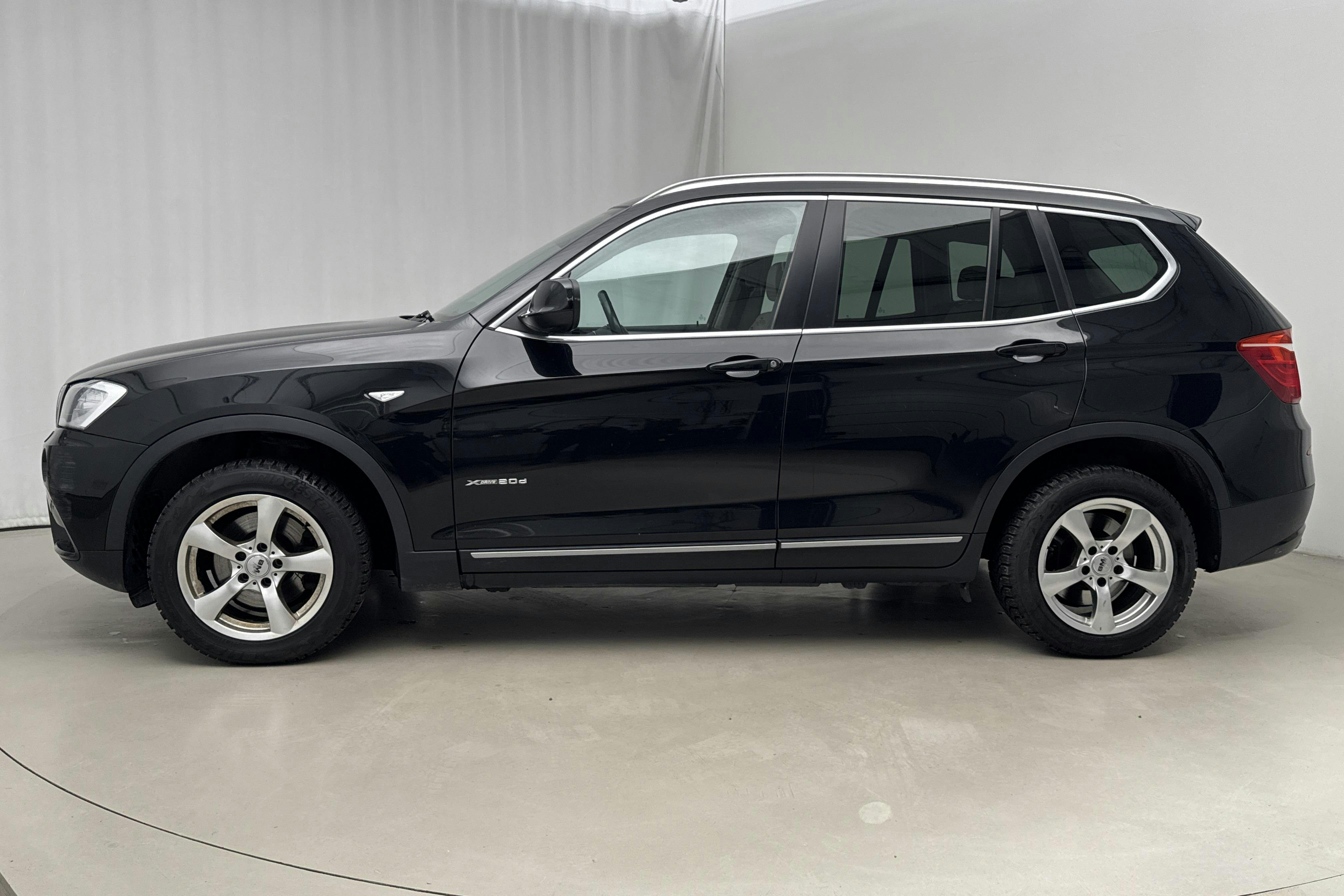 Presentation photo 2 of 15: BMW X3 xDrive20d, F25 (184hk) - 139 310 km - Automatic - black - 2013