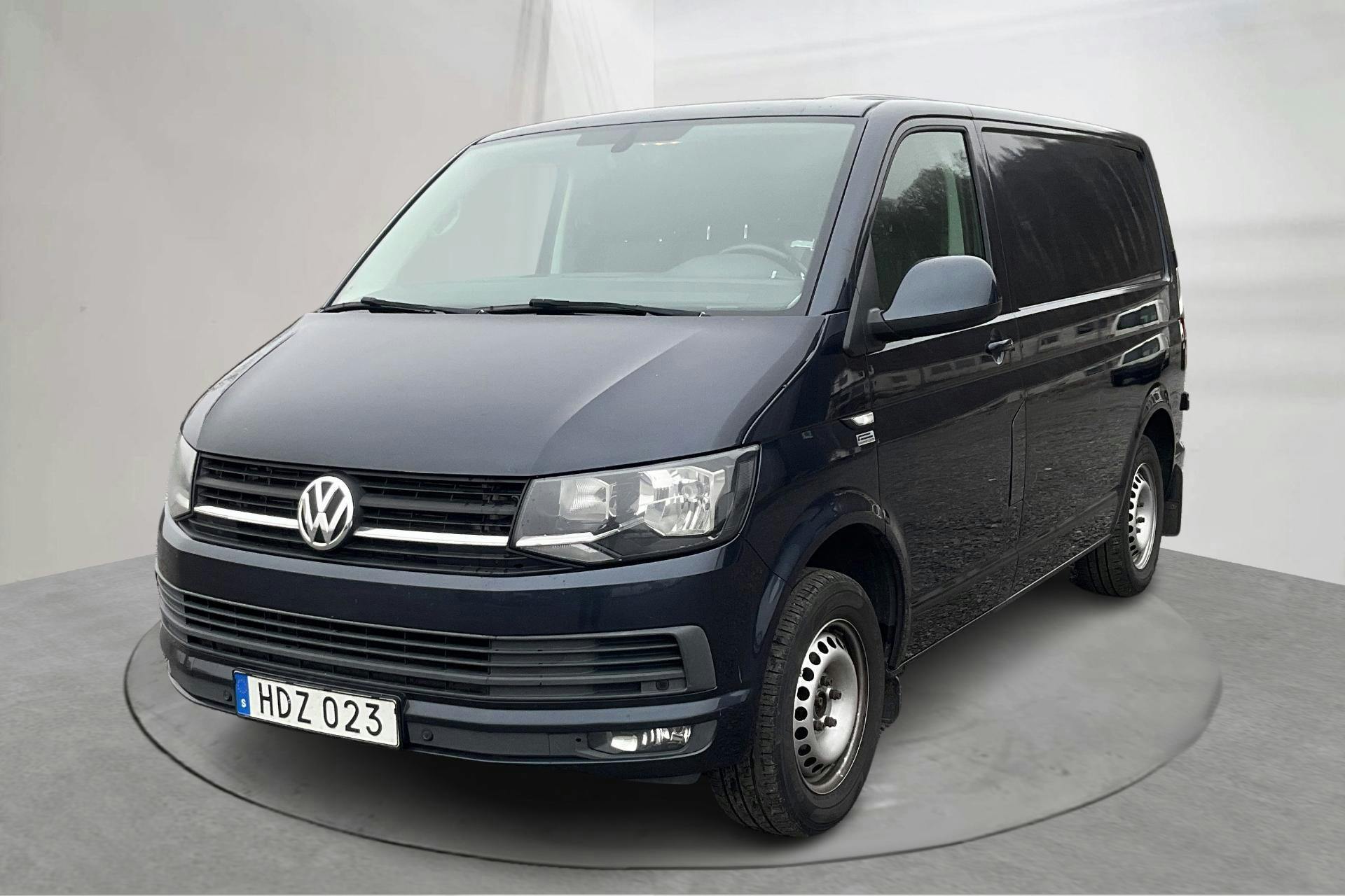 Presentation photo 1 of 13: VW Transporter T6 2.0 TDI BMT Skåp (140hk) - 184 300 km - Automatic - blue - 2016