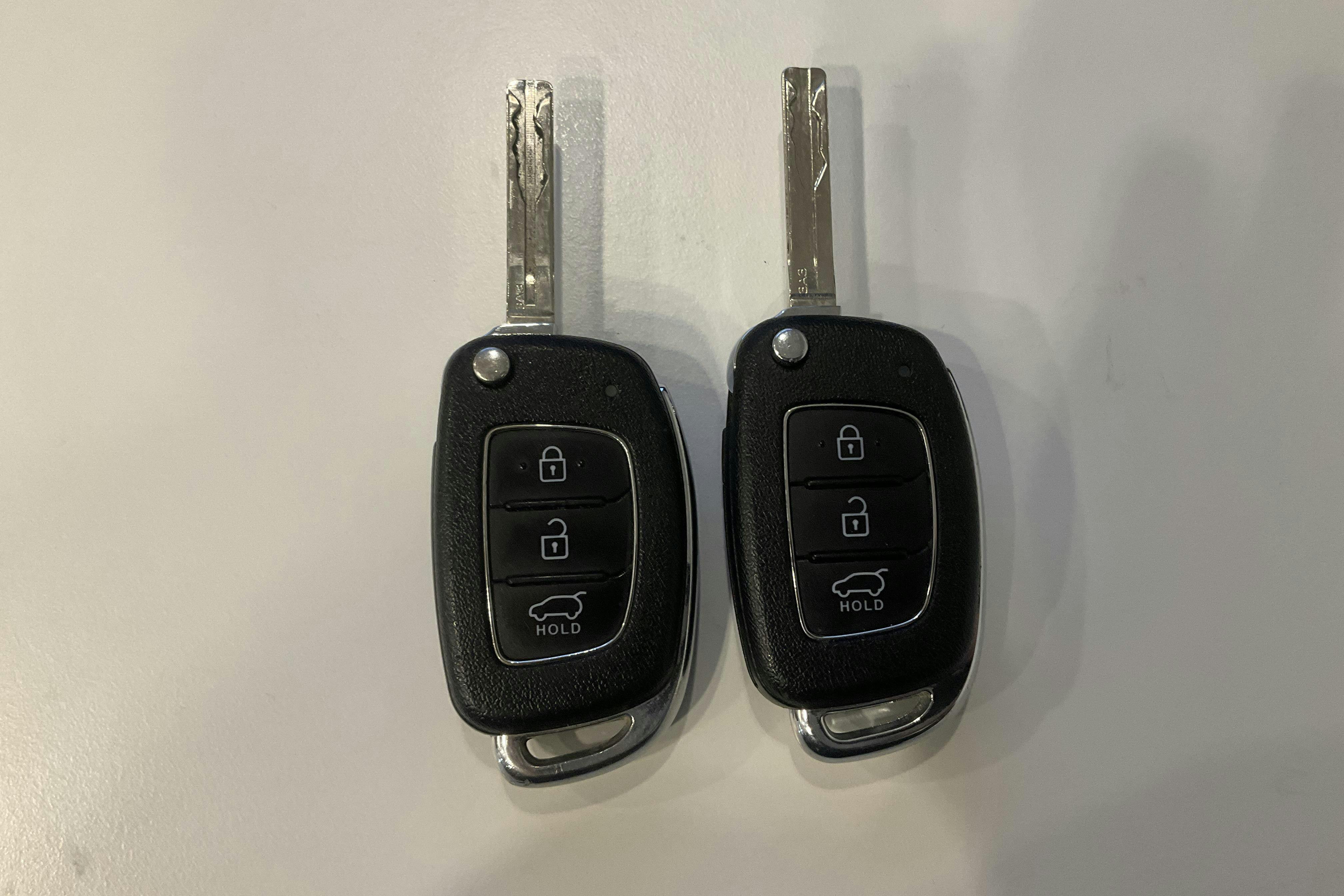 Zdjęcie prezentacyjne 12 z 12: Hyundai i20 1.4 (100hk) - 51 760 km - Automatyczna - Dark Grey - 2016