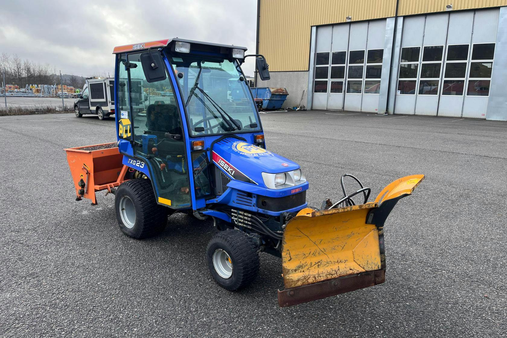 Presentation photo 2 of 54: ISEKI TXG 23 - 