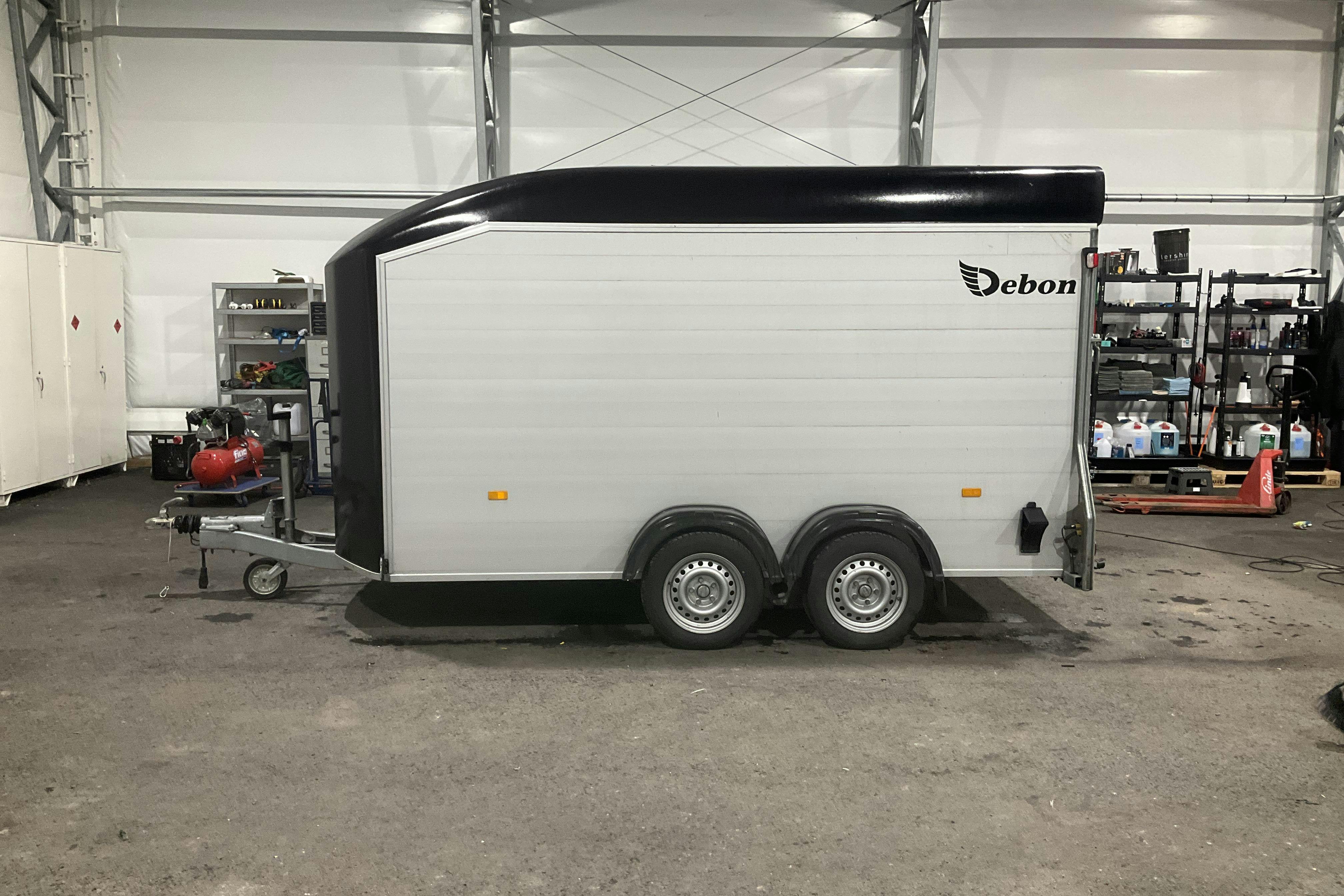 Presentation photo 2 of 8: Debon C700 Skåpsläpvagn - 0 km - 2021