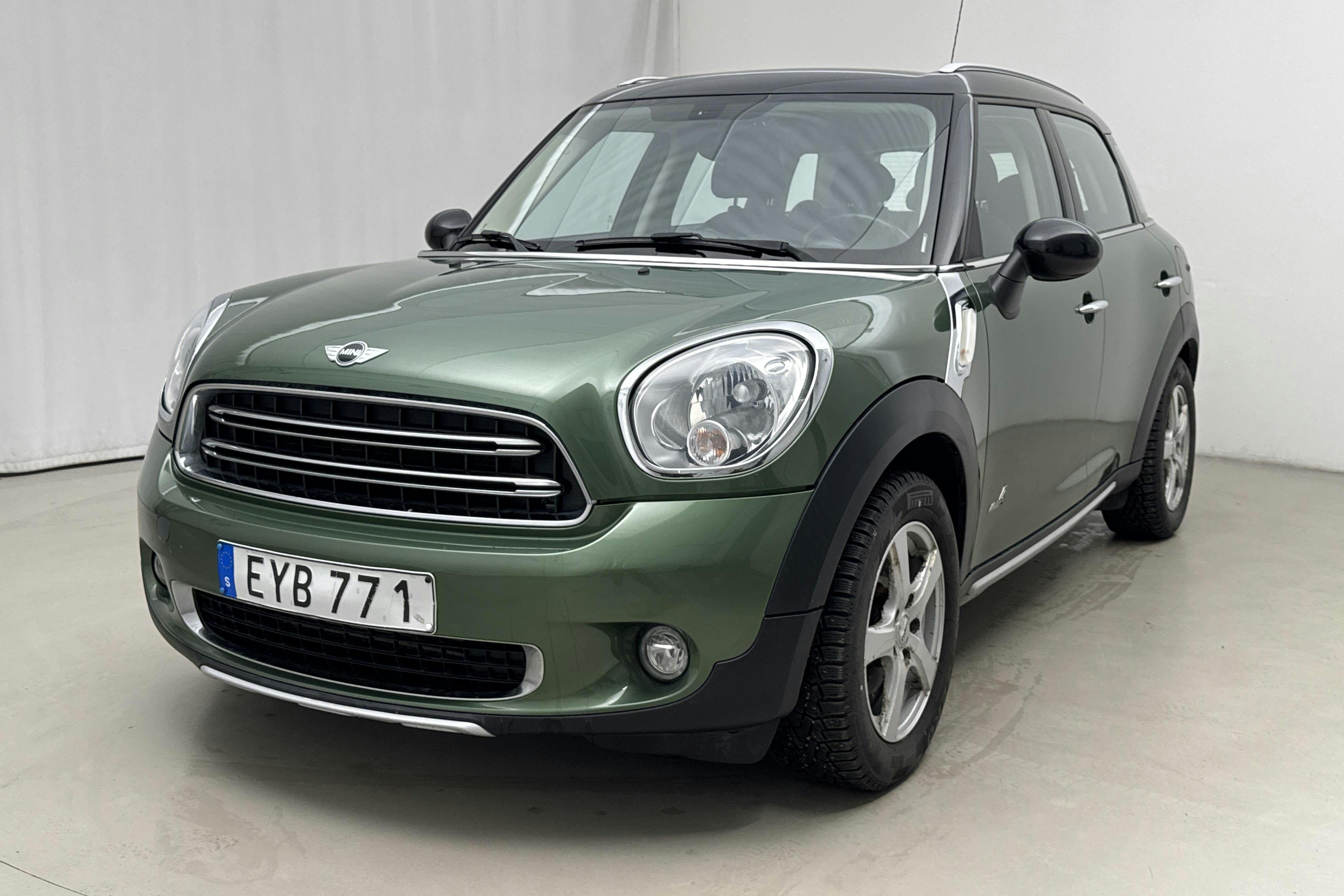 MINI Cooper D ALL4 Countryman (112hk) - 13 381 mil - Manuell - grön - 2015