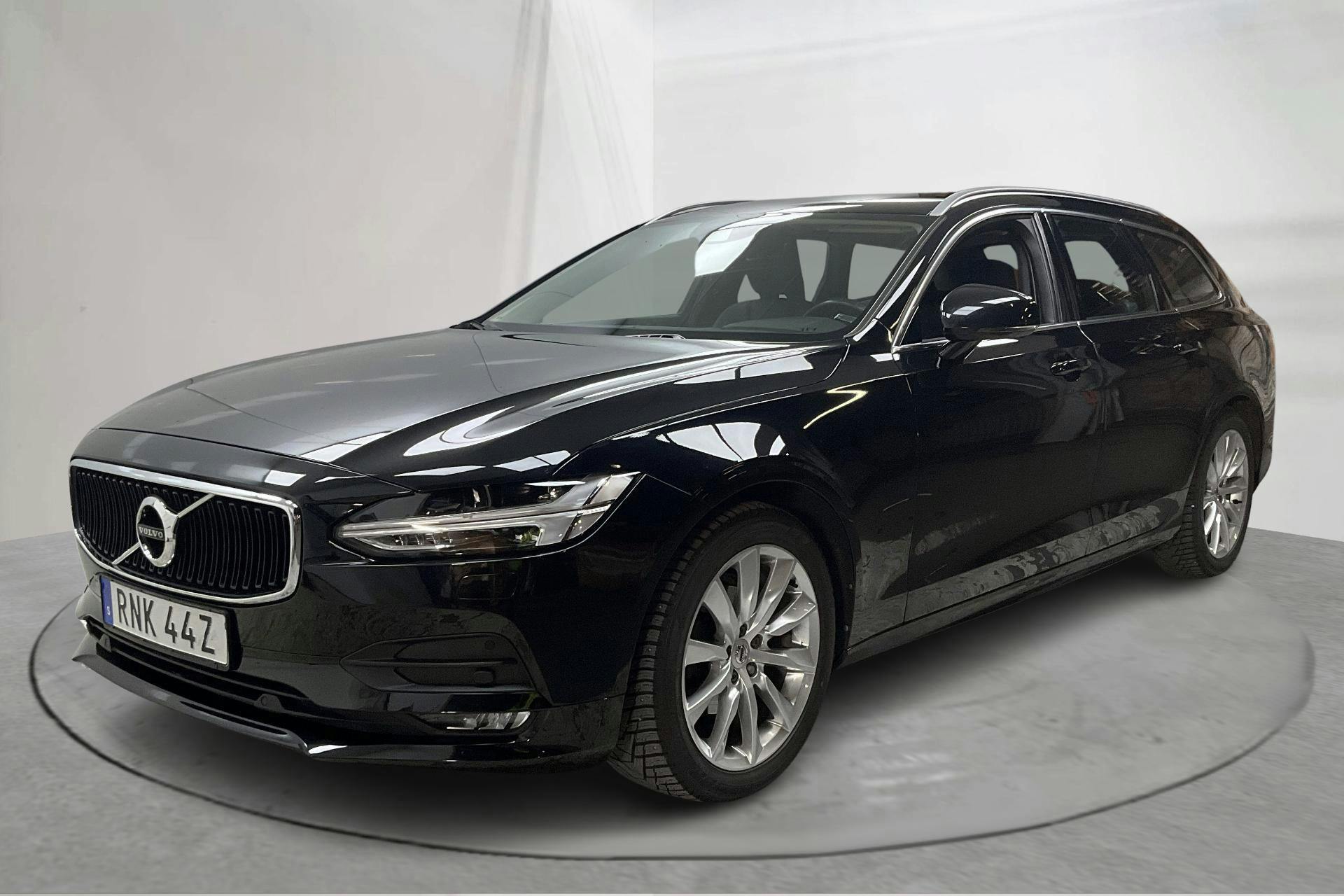 Presentation photo 1 of 16: Volvo V90 D3 AWD (150hk) - 92 910 km - Automatic - black - 2020