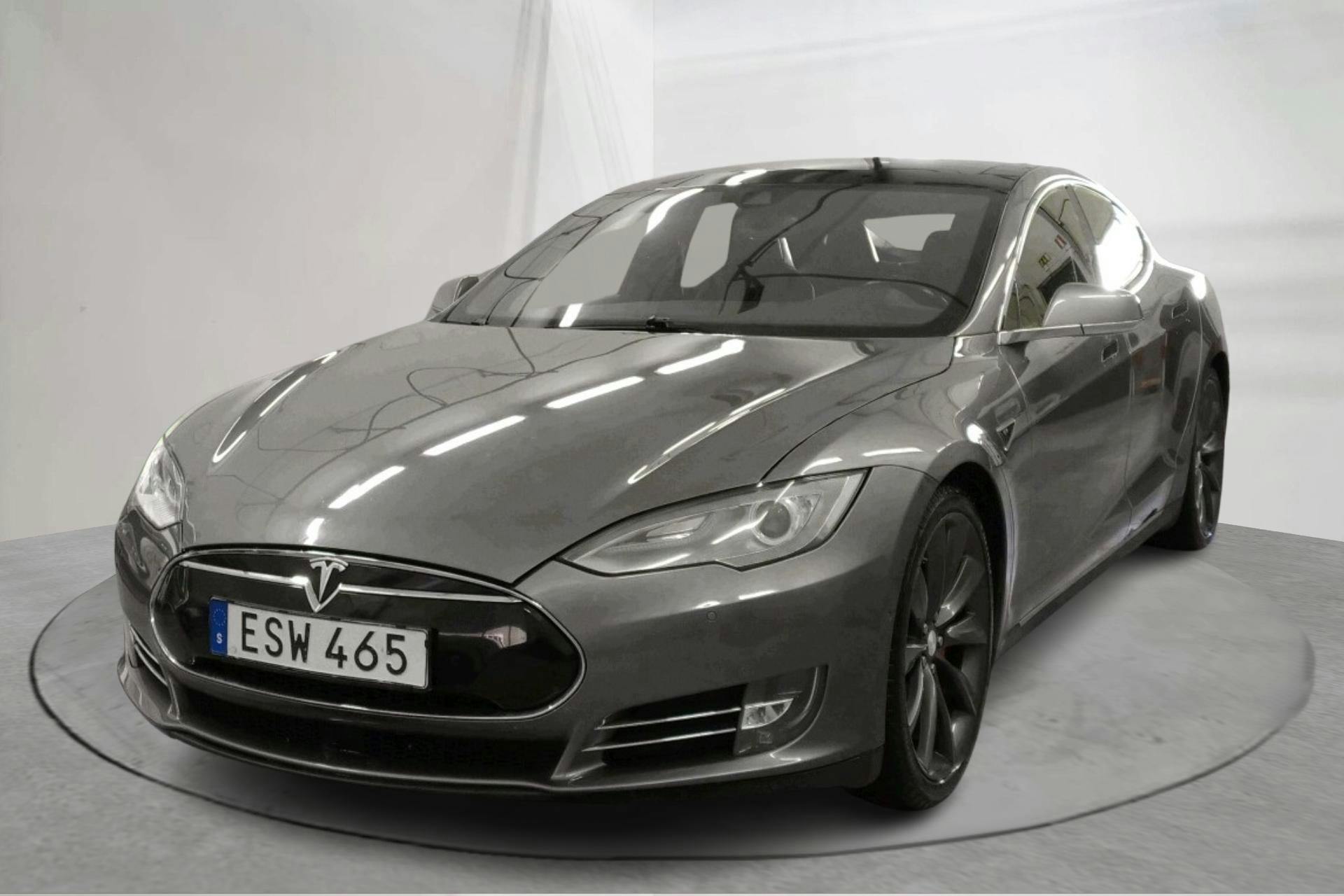 Presentation photo 1 of 17: Tesla Model S P85D - 204 880 km - Automatic - gray - 2015