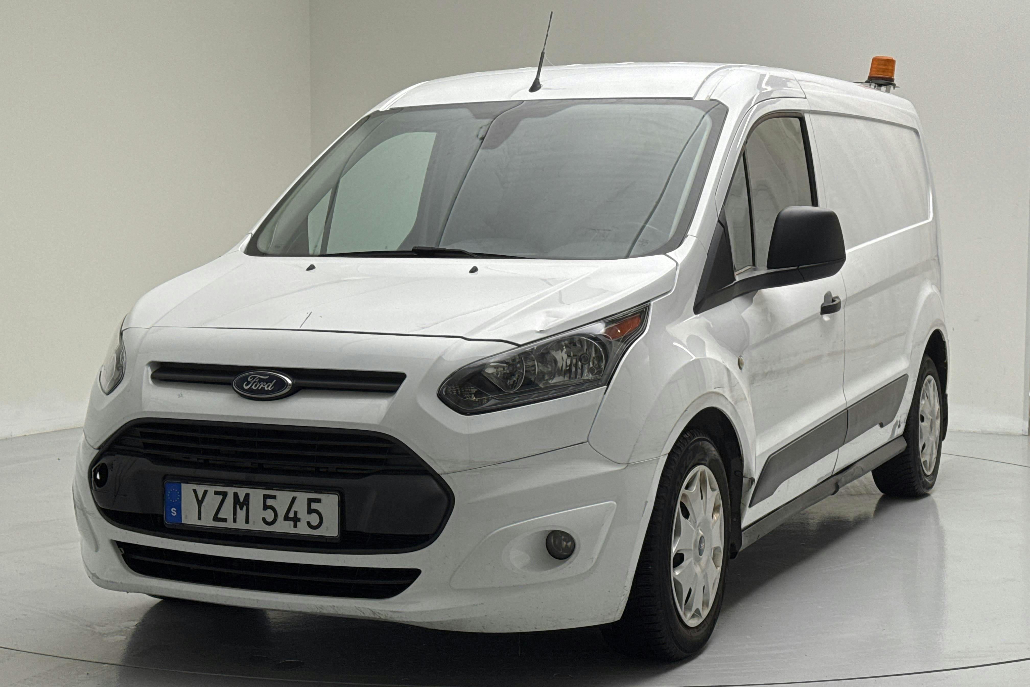 Presentation photo 1 of 12: Ford Transit Connect 1.5 TDCi (100hk) - 164 350 km - Manual - white - 2018