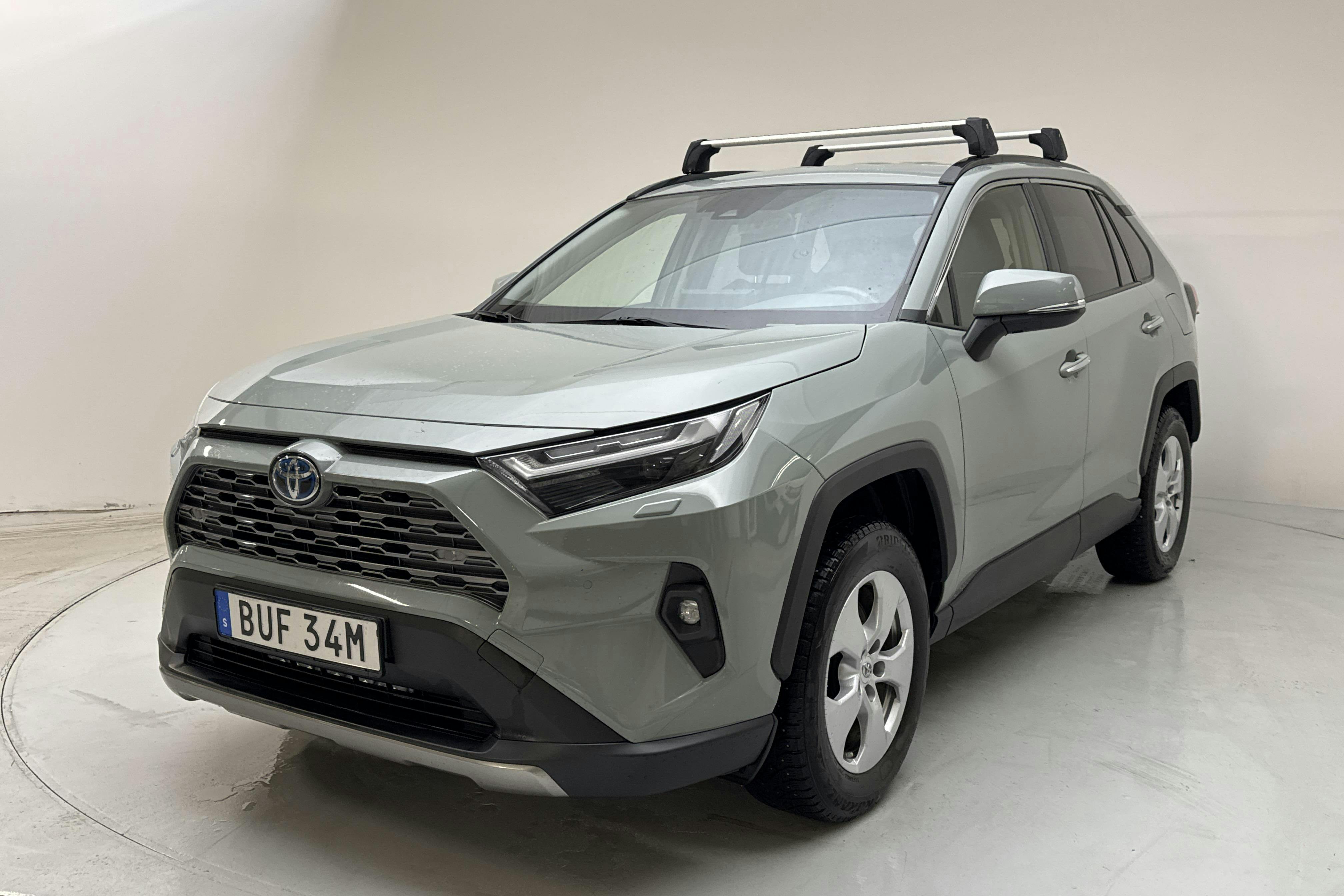 Zdjęcie prezentacyjne 1 z 15: Toyota RAV4 2.5 HSD AWD (222hk) - 98 520 km - Automatyczna - zielony - 2022