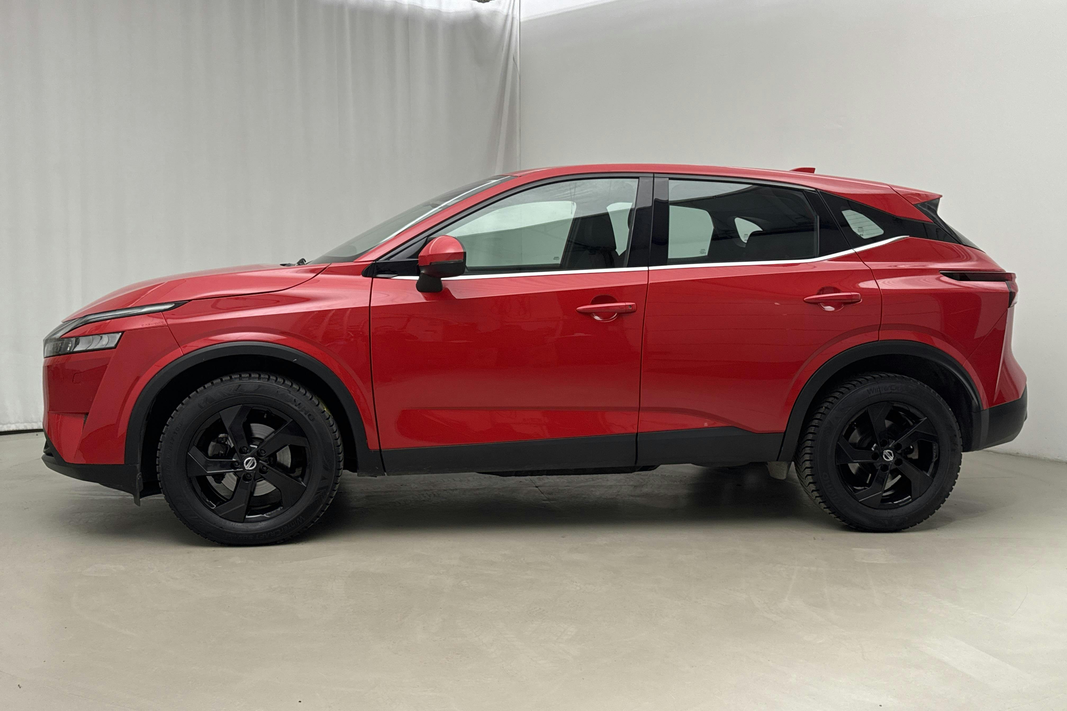 Presentation photo 2 of 16: Nissan Qashqai 1.3 MHEV (158hk) - 47 260 km - Automatic - red - 2022